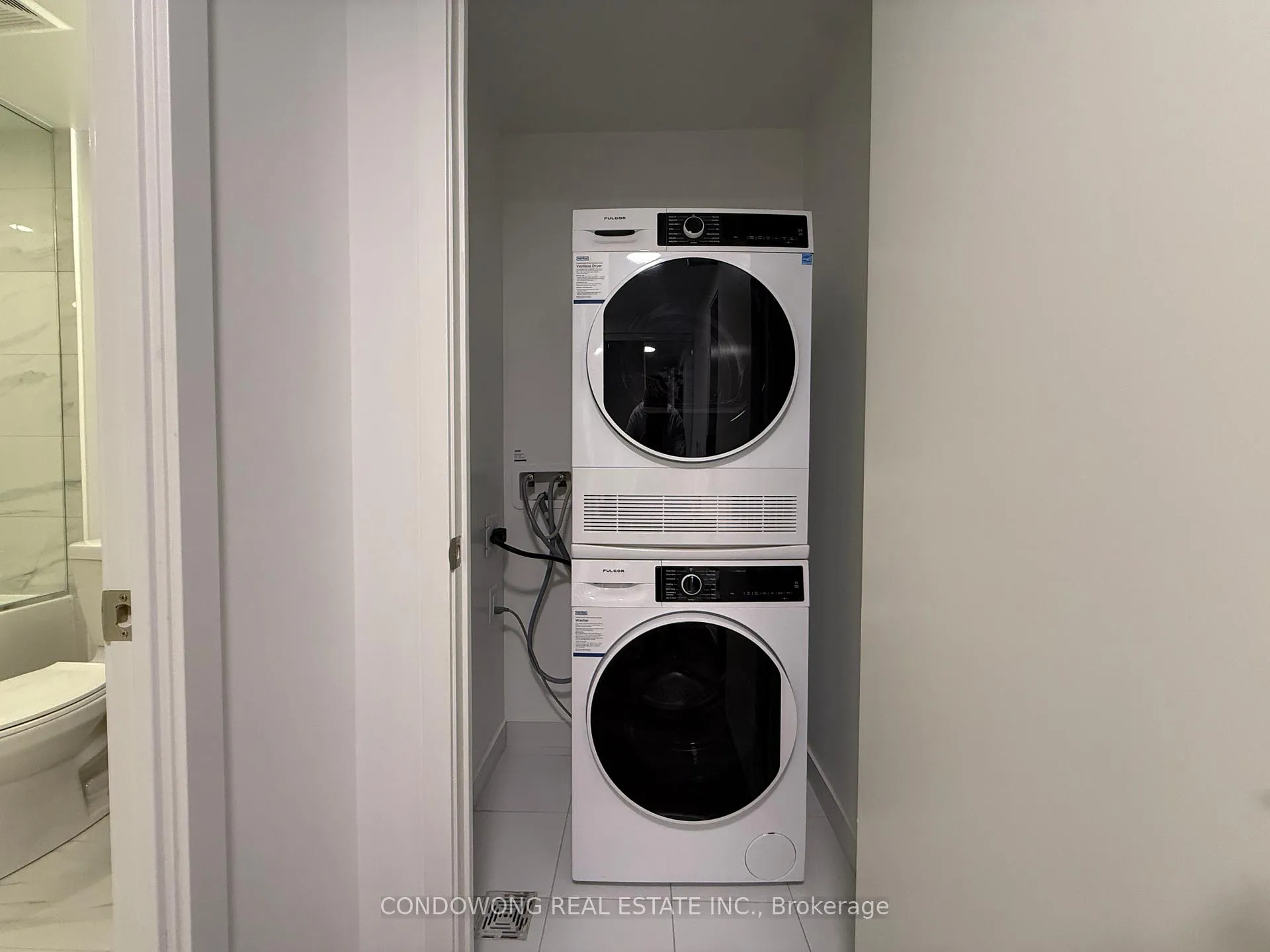 Photo 11 of Unit 607, 180 Front Street E, Toronto, Moss Park — HOMEH