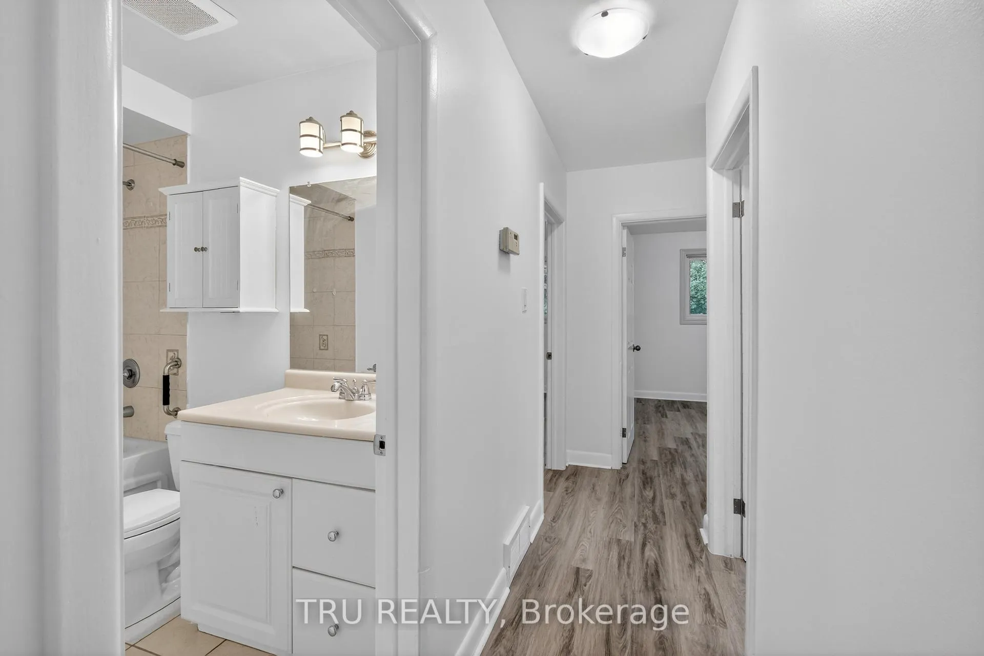 Photo 11 of Unit A, 1889 Russell Road, Ottawa, Elmvale Acres — HOMEH