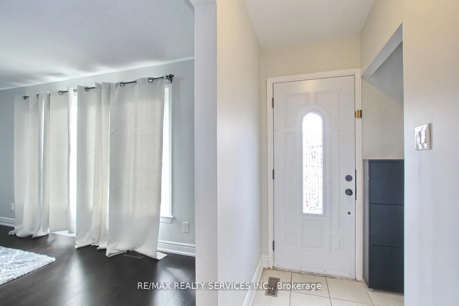 Photo 5 of 185 Earnscliffe Circle, Brampton, Southgate — HOMEH