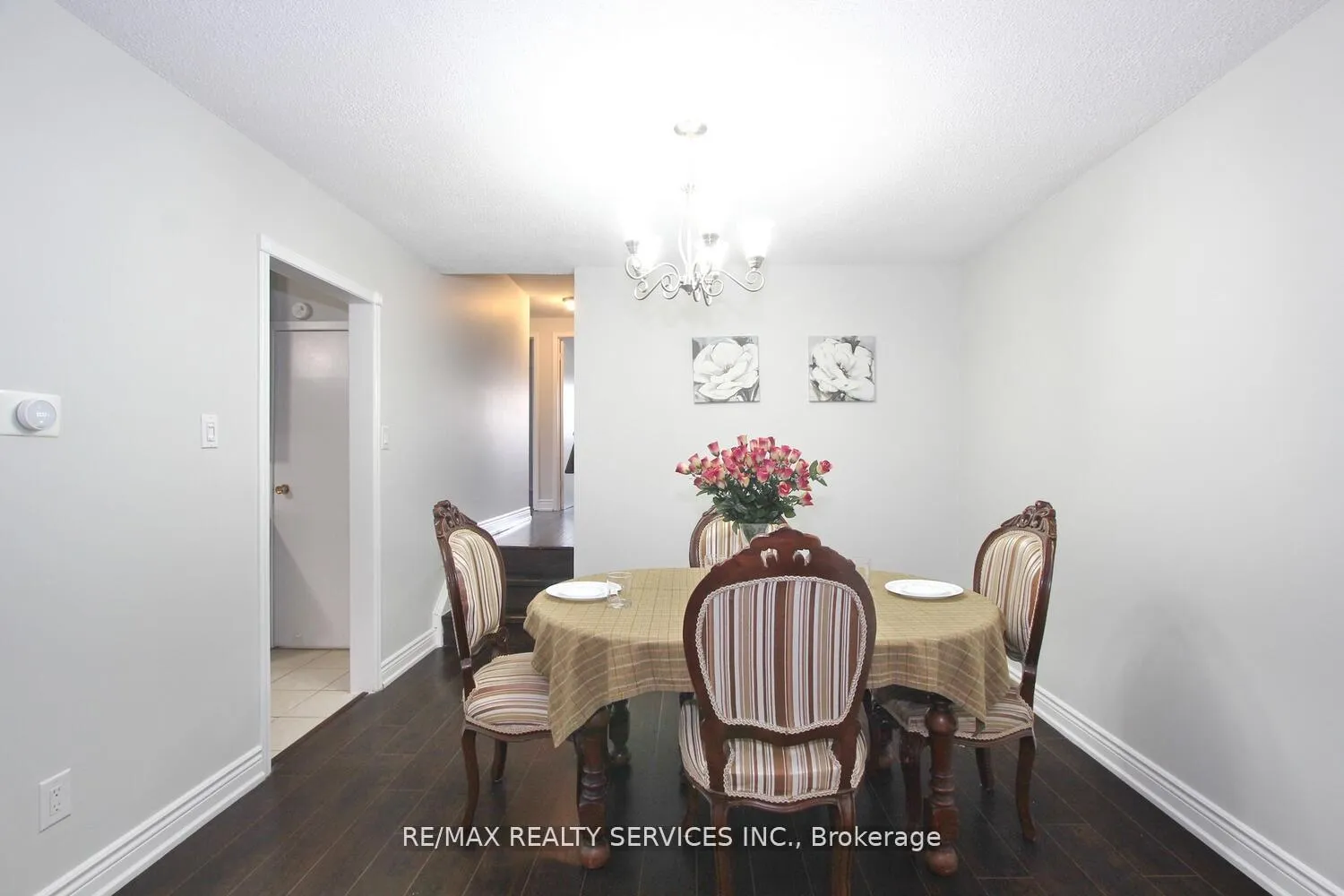 Photo 16 of 185 Earnscliffe Circle, Brampton, Southgate — HOMEH