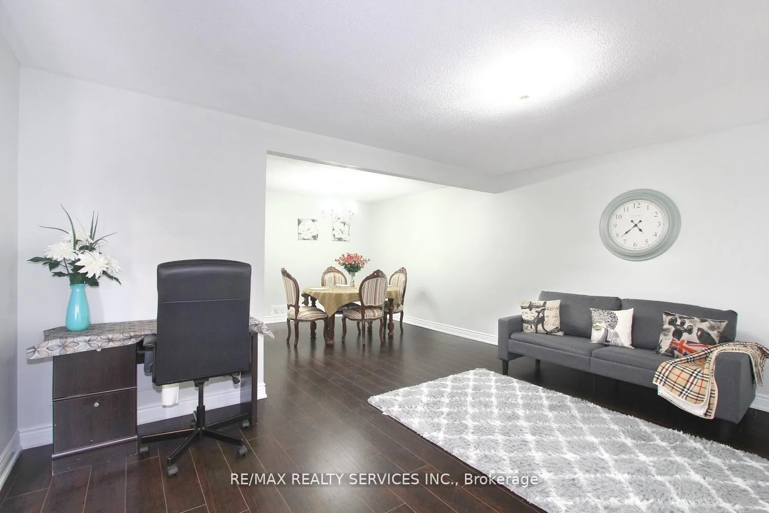 Photo 19 of 185 Earnscliffe Circle, Brampton, Southgate — HOMEH