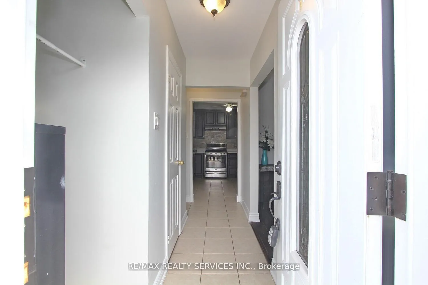 Photo 20 of 185 Earnscliffe Circle, Brampton, Southgate — HOMEH