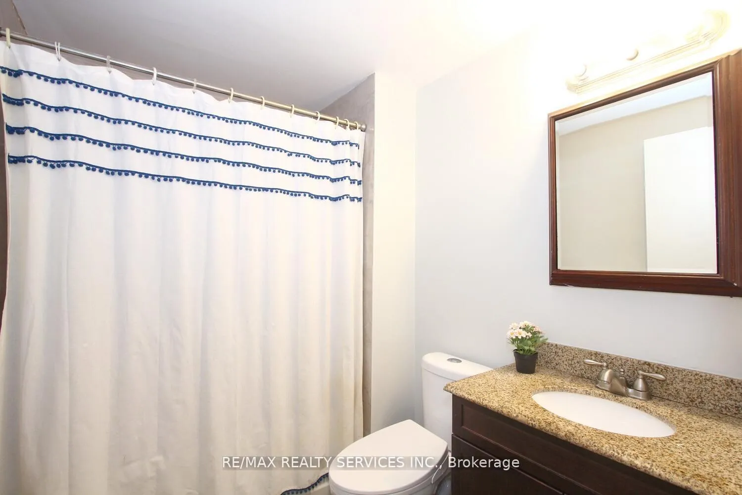Photo 28 of 185 Earnscliffe Circle, Brampton, Southgate — HOMEH