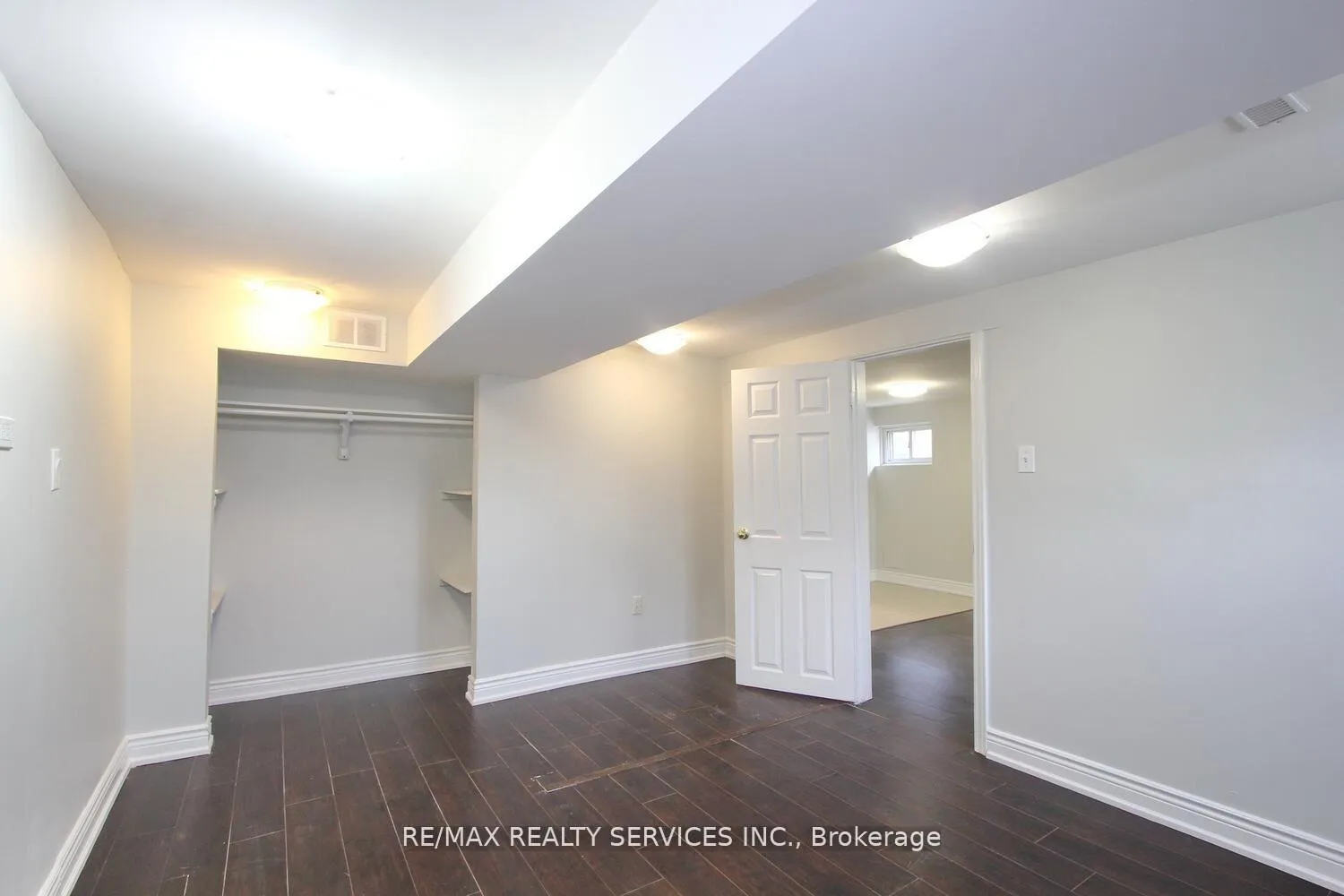 Photo 35 of 185 Earnscliffe Circle, Brampton, Southgate — HOMEH