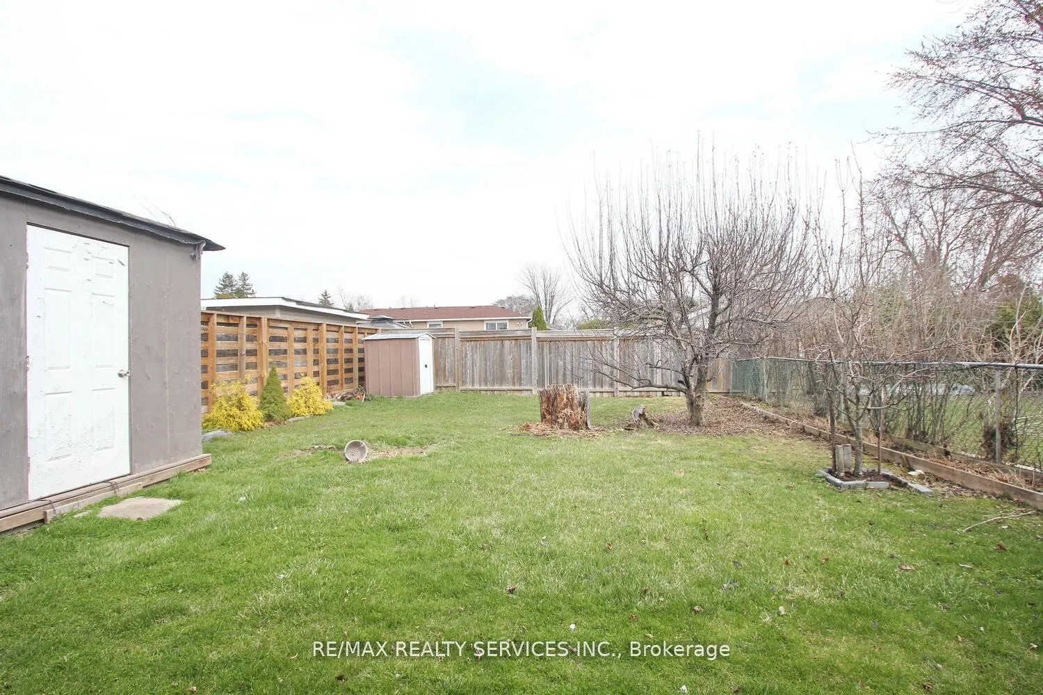 Photo 48 of 185 Earnscliffe Circle, Brampton, Southgate — HOMEH