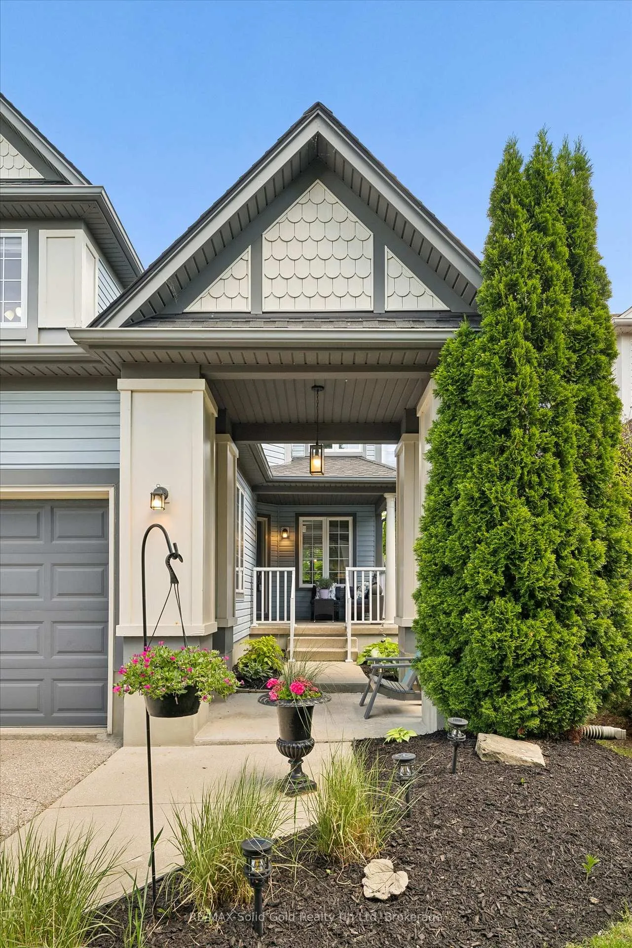 Photo 4 of 644 Yarmouth Drive, Waterloo — HOMEH