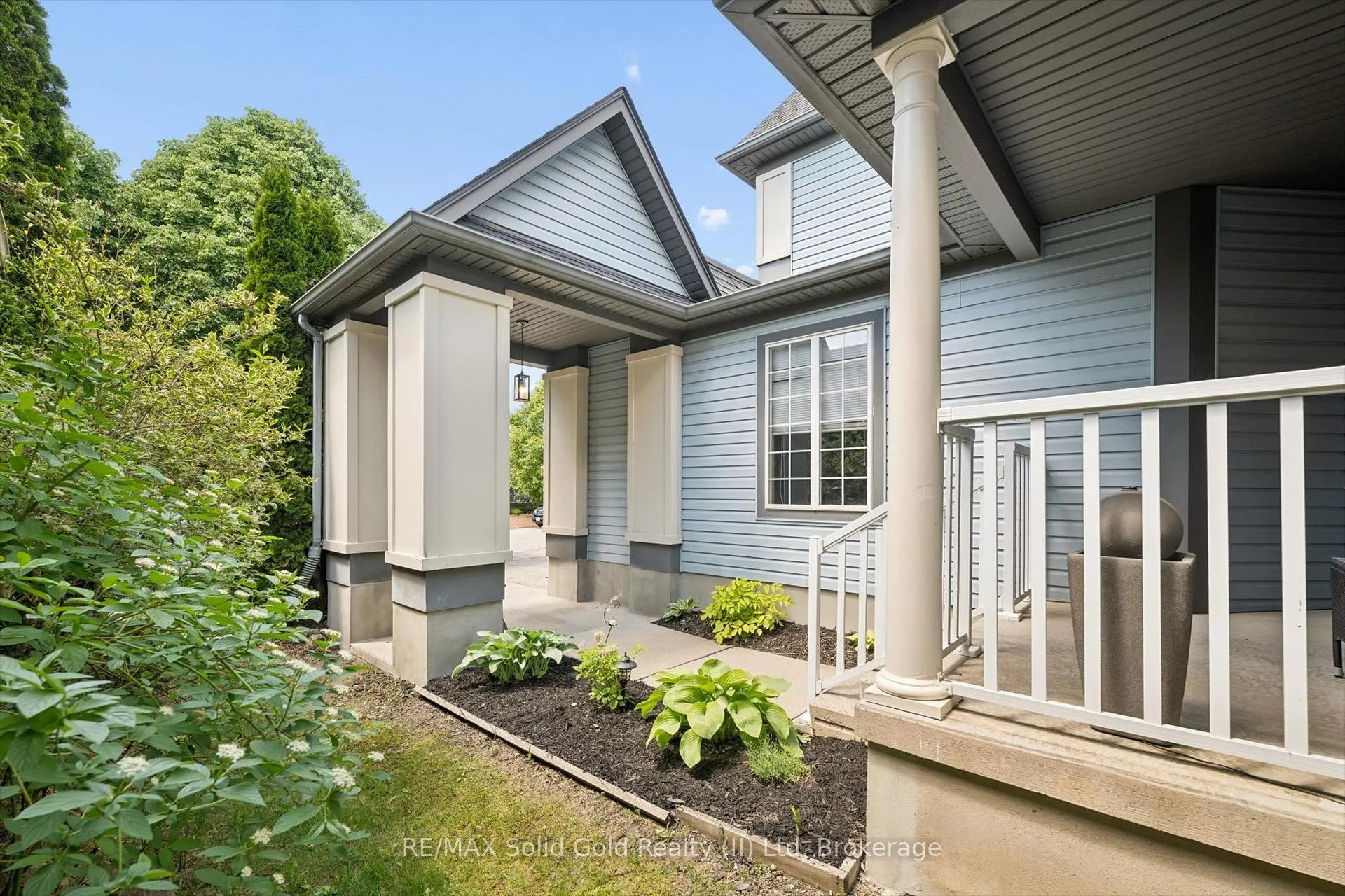 Photo 8 of 644 Yarmouth Drive, Waterloo — HOMEH