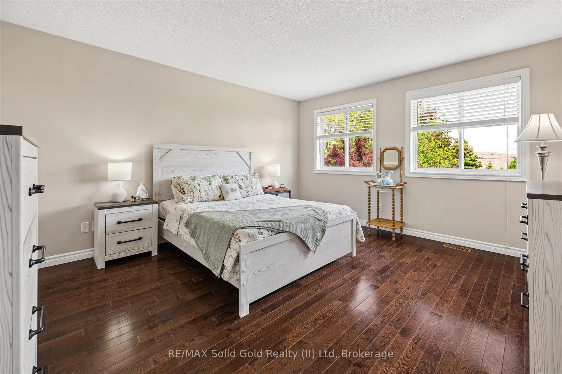 Photo 27 of 644 Yarmouth Drive, Waterloo — HOMEH