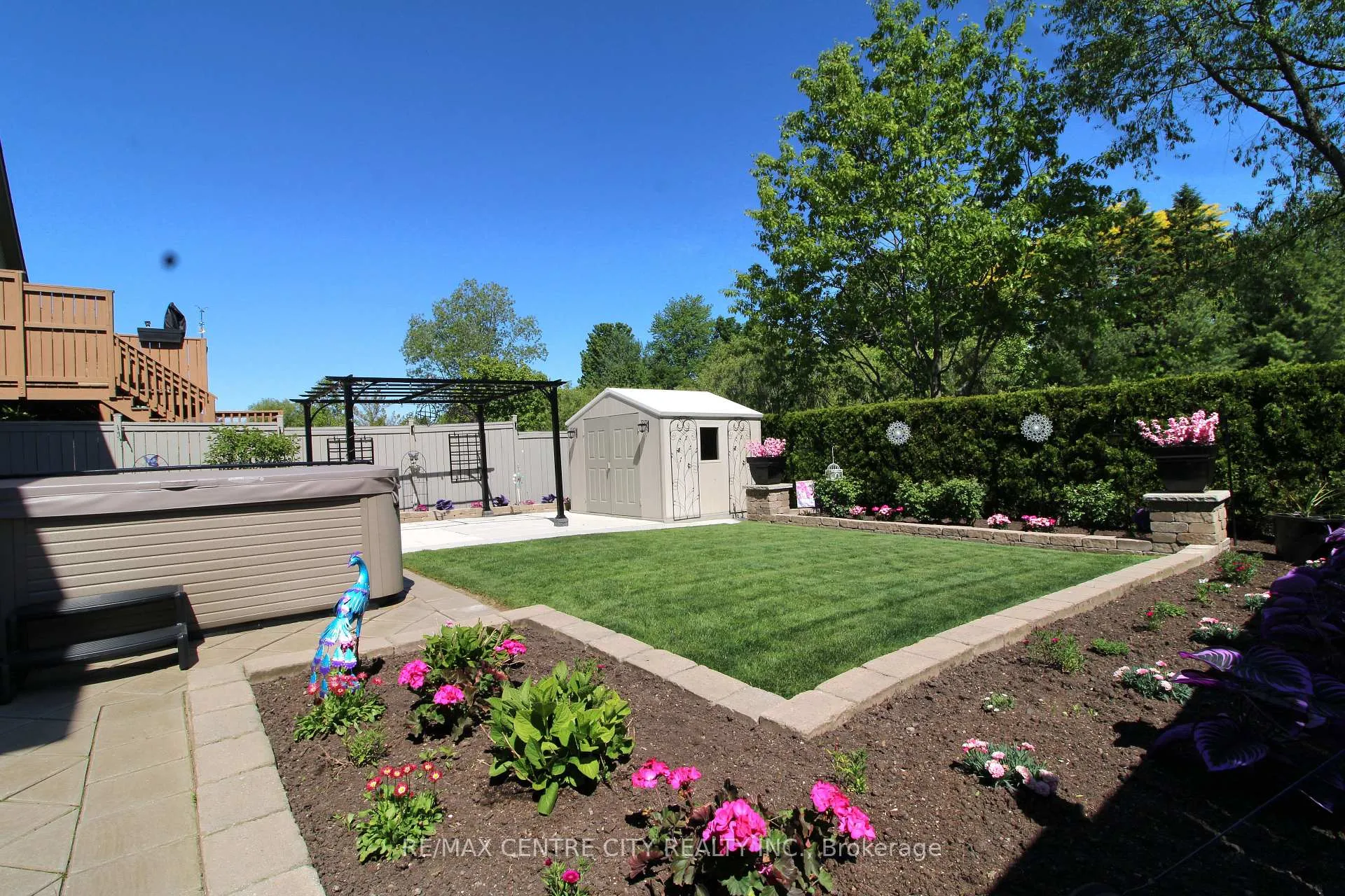 Photo 31 of 5 Cherry Blossom Lane, St. Thomas — HOMEH