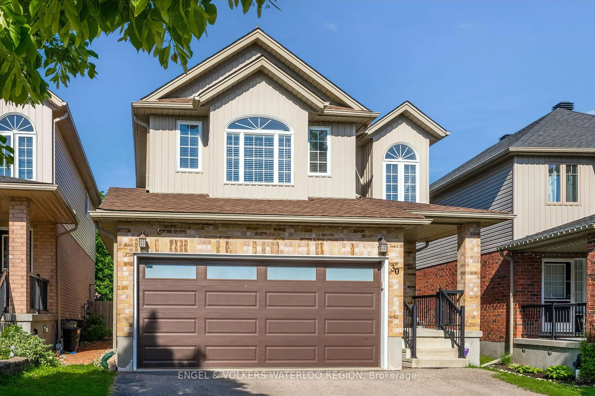Photo 2 of 30 Bridleridge Street, Kitchener — HOMEH