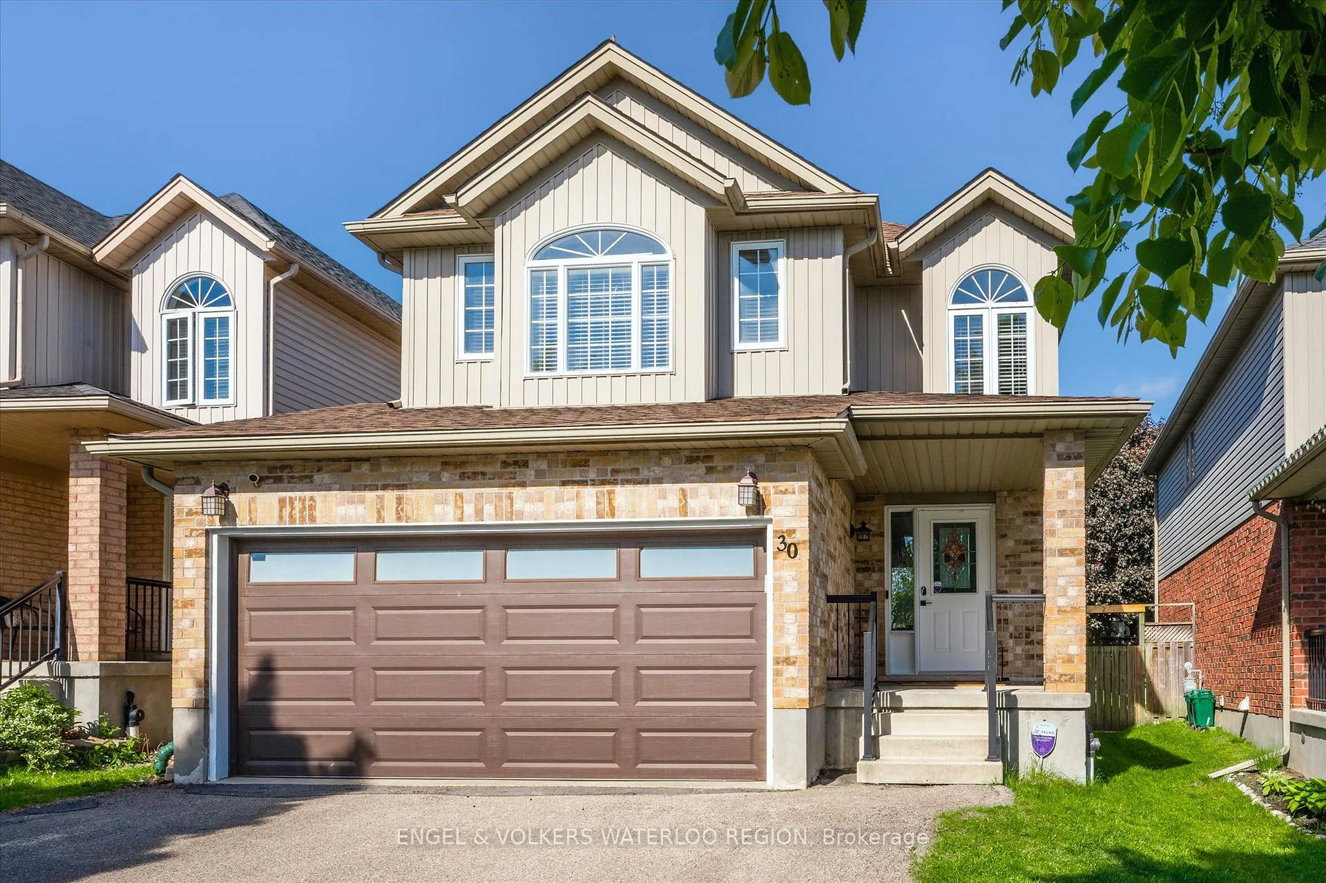 Photo 3 of 30 Bridleridge Street, Kitchener — HOMEH