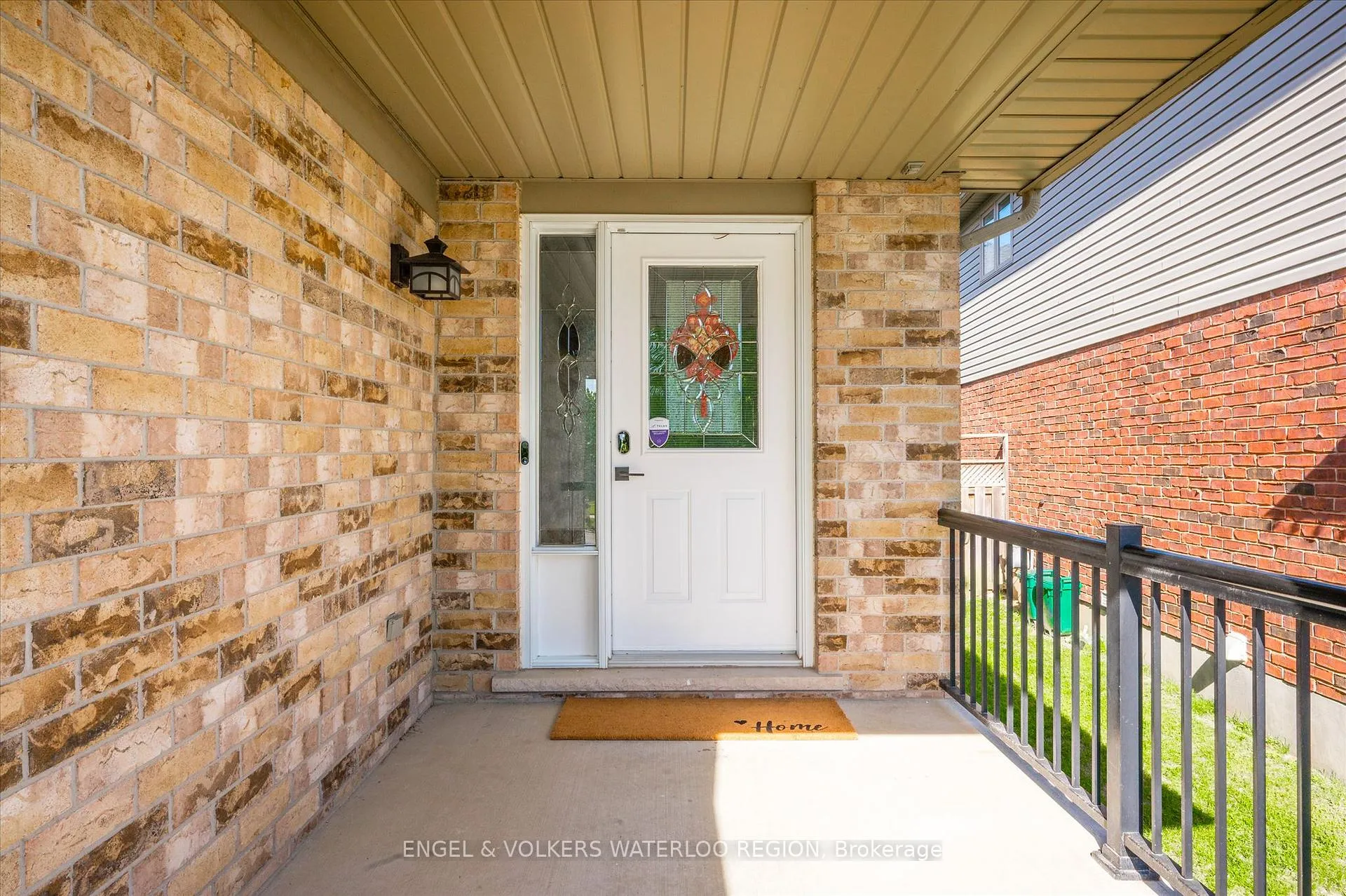 Photo 4 of 30 Bridleridge Street, Kitchener — HOMEH