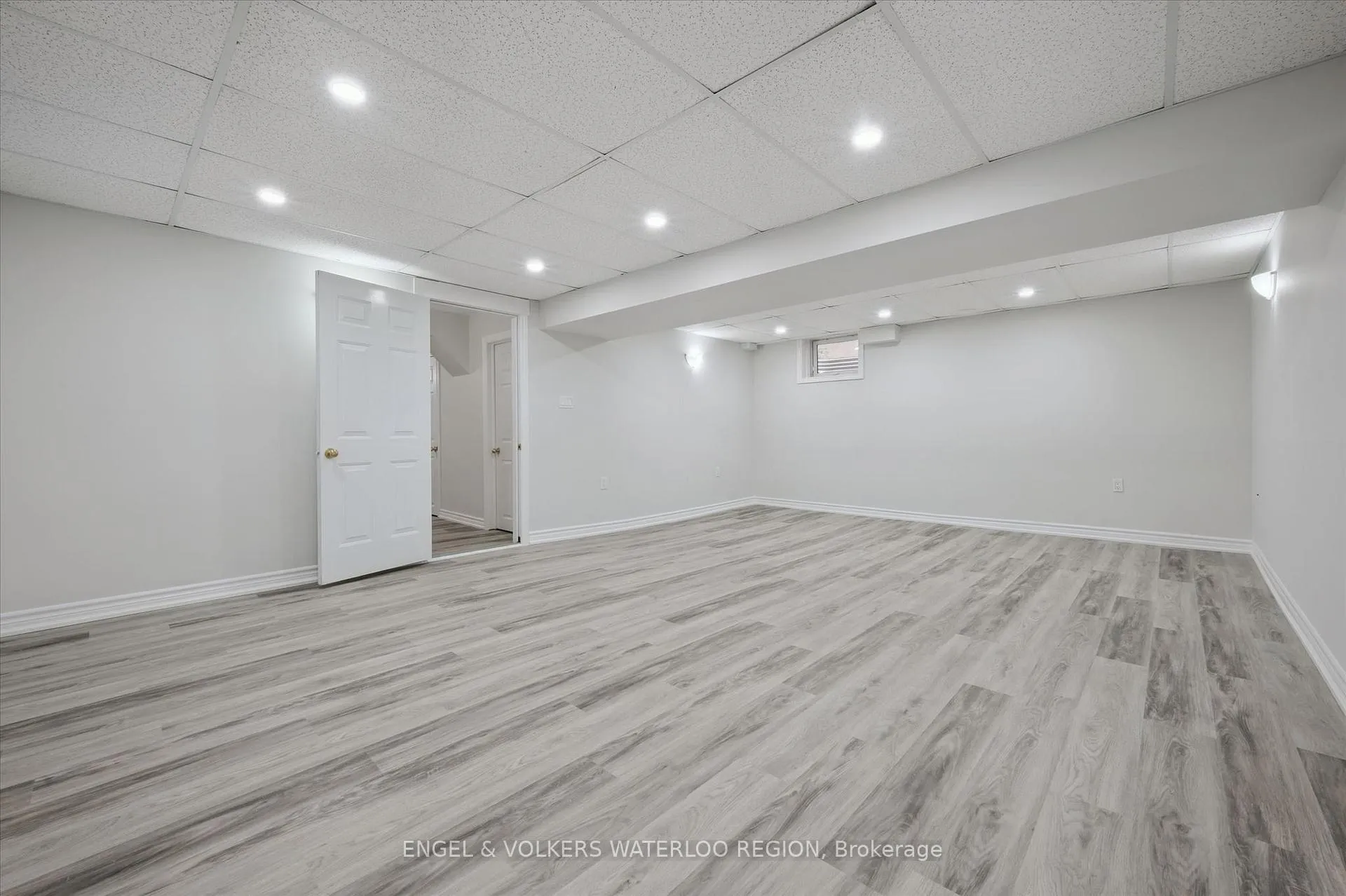 Photo 30 of 30 Bridleridge Street, Kitchener — HOMEH