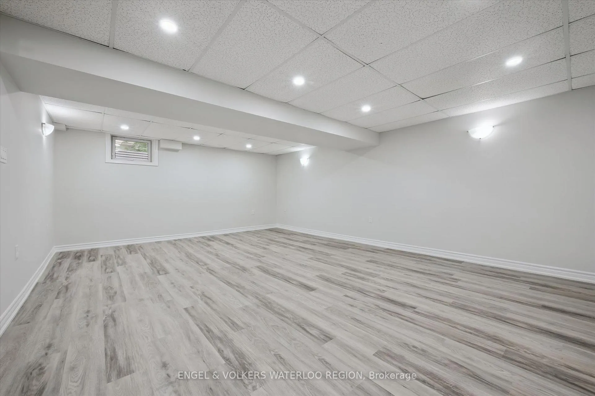 Photo 32 of 30 Bridleridge Street, Kitchener — HOMEH