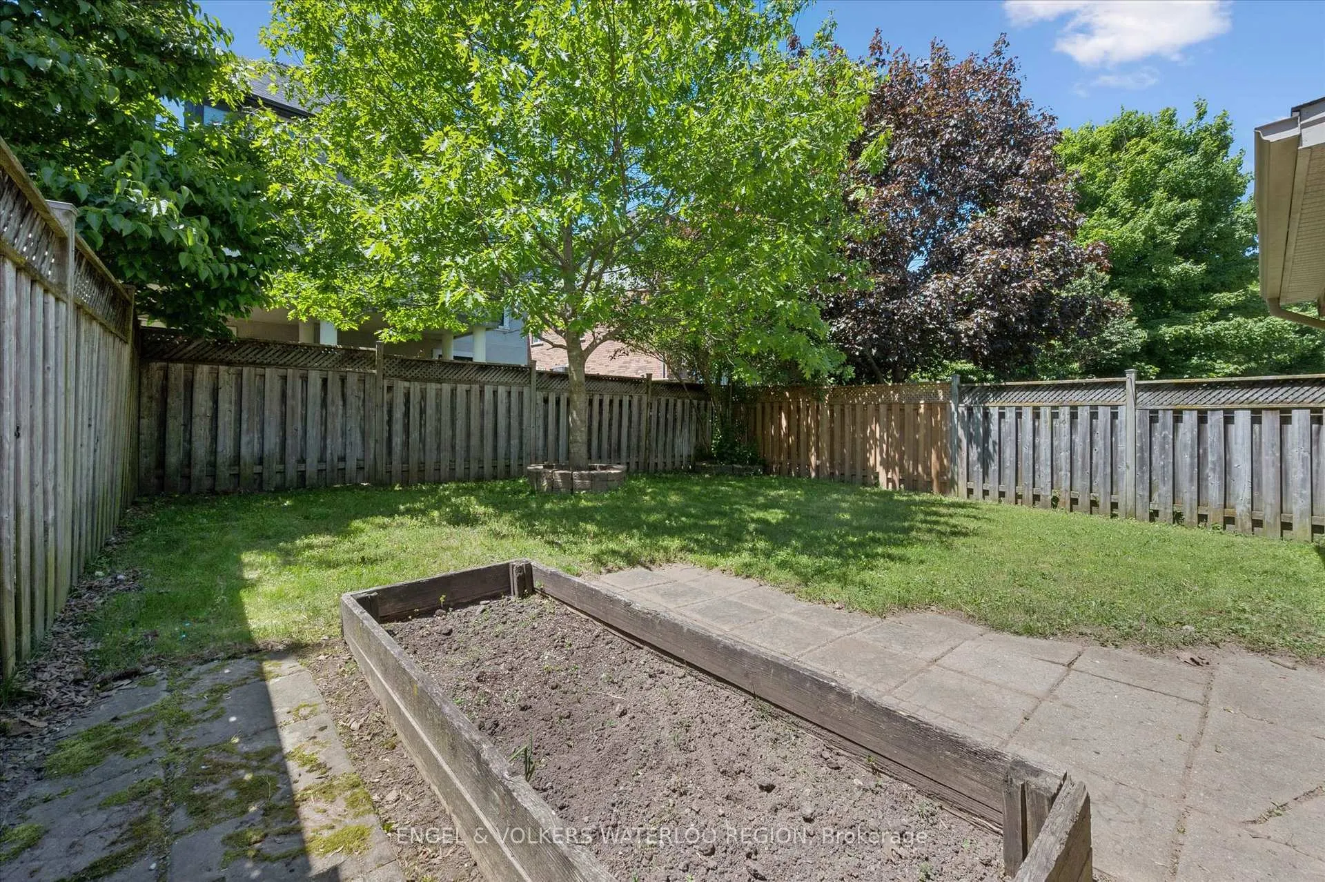 Photo 38 of 30 Bridleridge Street, Kitchener — HOMEH
