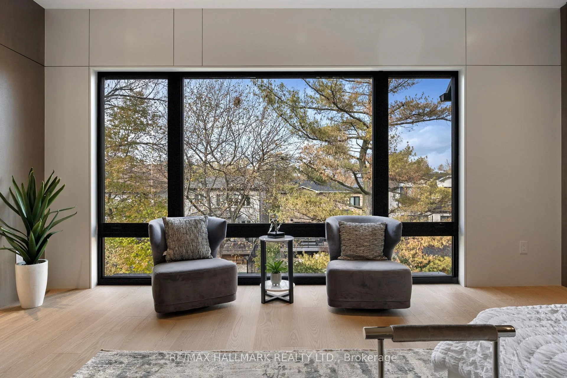 Photo 28 of 652 Bedford Park Avenue, Toronto, Bedford Park-Nortown — HOMEH