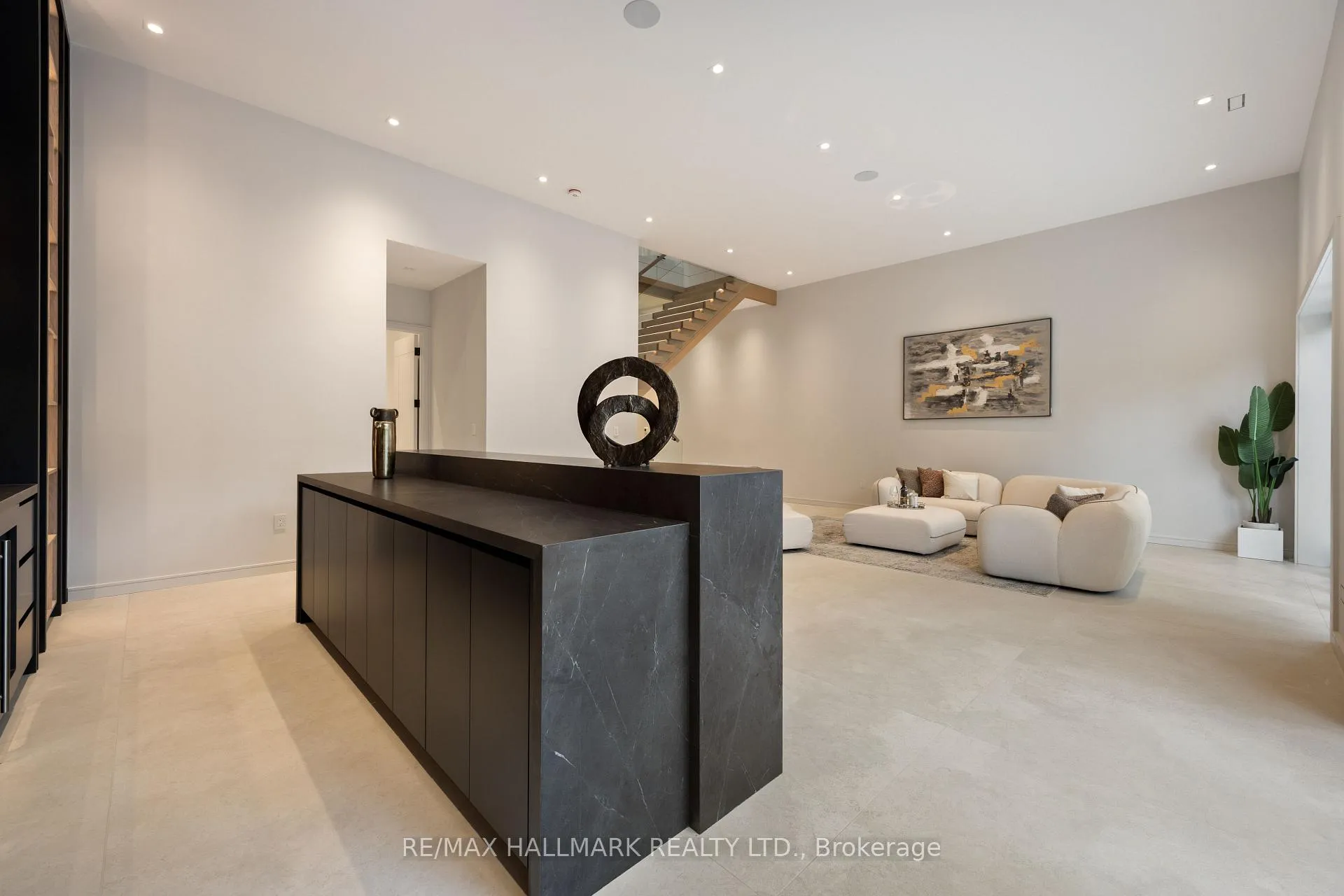 Photo 44 of 652 Bedford Park Avenue, Toronto, Bedford Park-Nortown — HOMEH
