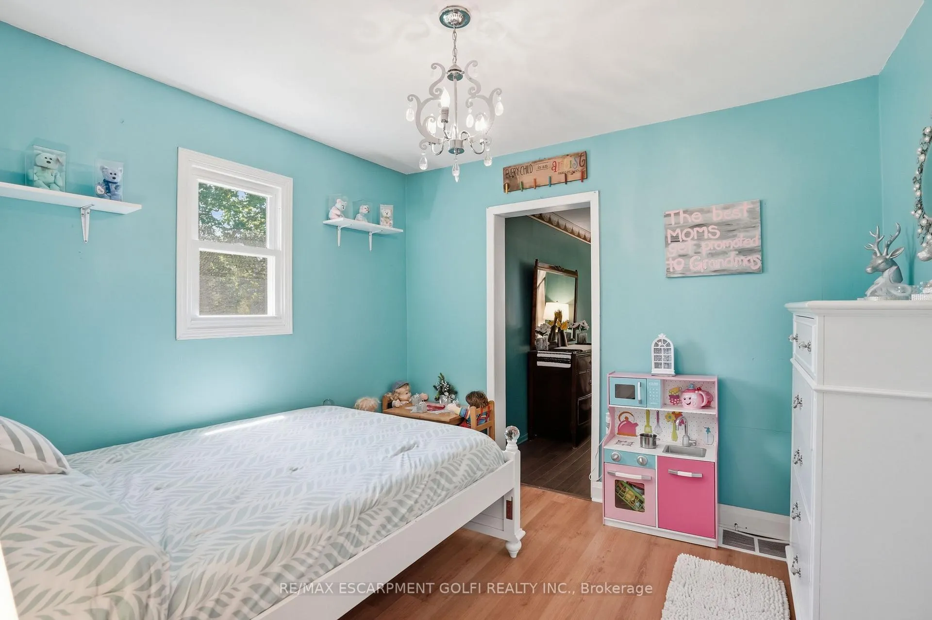 Photo 13 of 925 Highway 6 N, Hamilton, Rural Flamborough — HOMEH