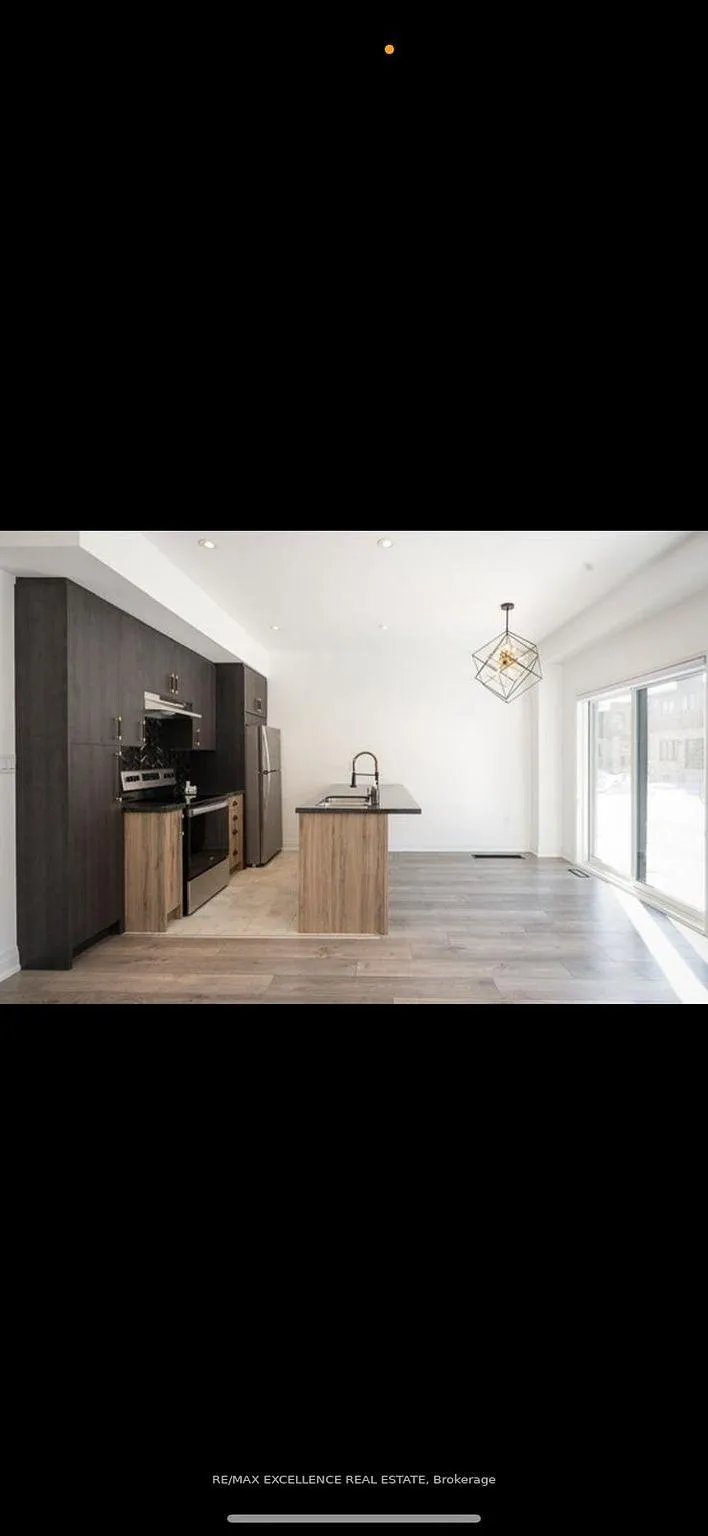 Photo 6 of 109 Gateland Drive, Barrie, Painswick South — HOMEH