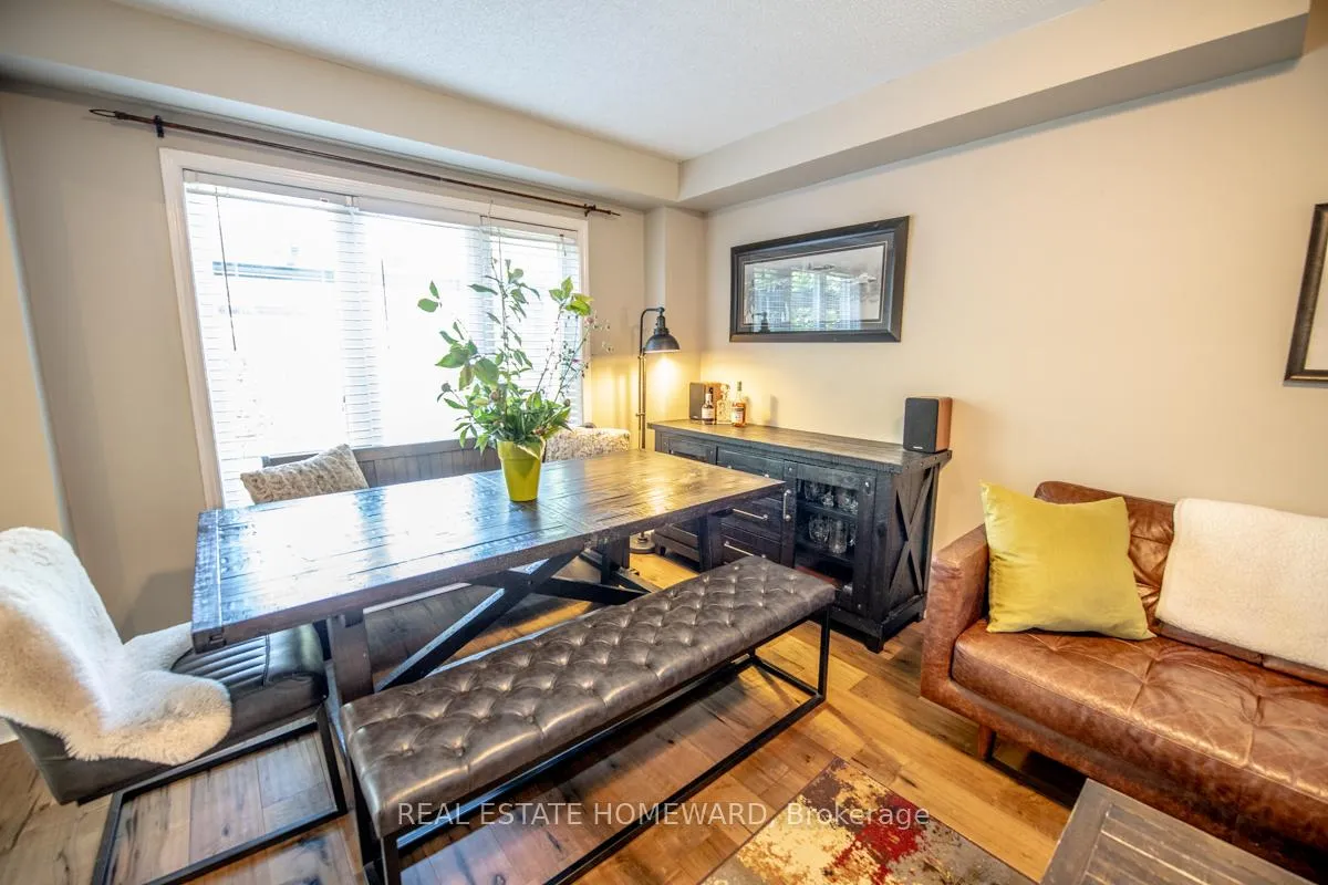 Photo 8 of 161 Hutton Place, Clarington, Bowmanville — HOMEH