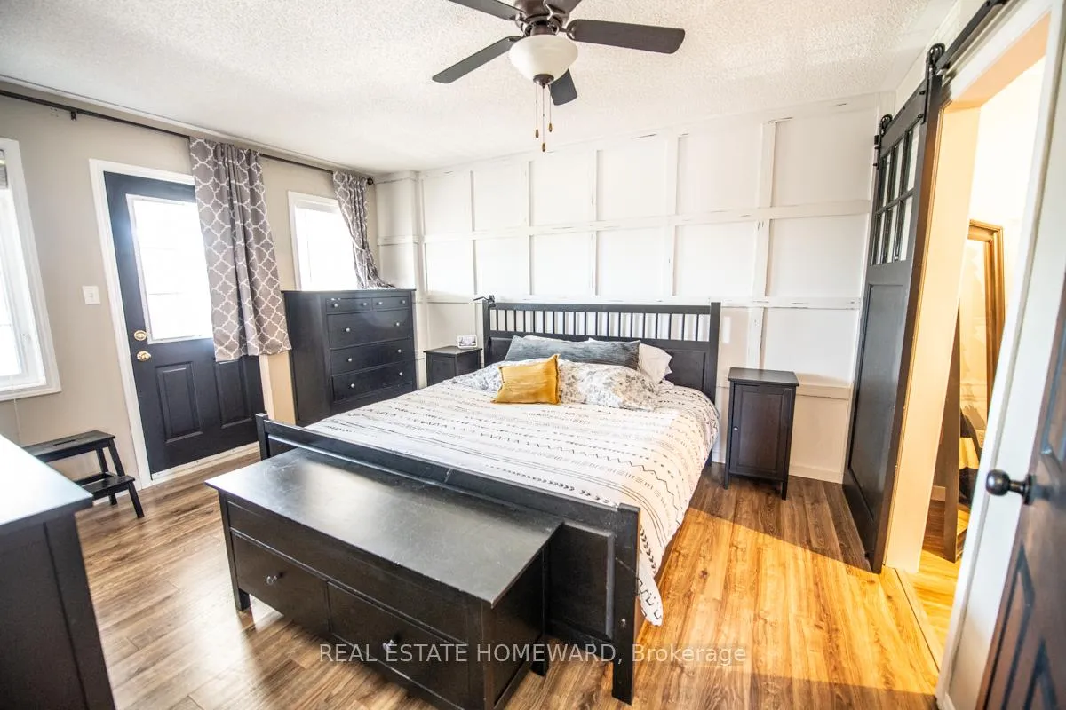 Photo 17 of 161 Hutton Place, Clarington, Bowmanville — HOMEH