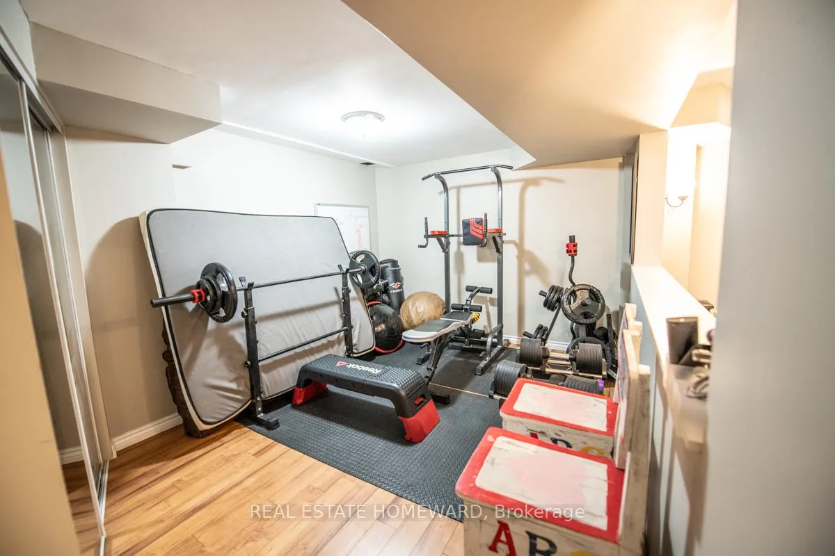 Photo 23 of 161 Hutton Place, Clarington, Bowmanville — HOMEH