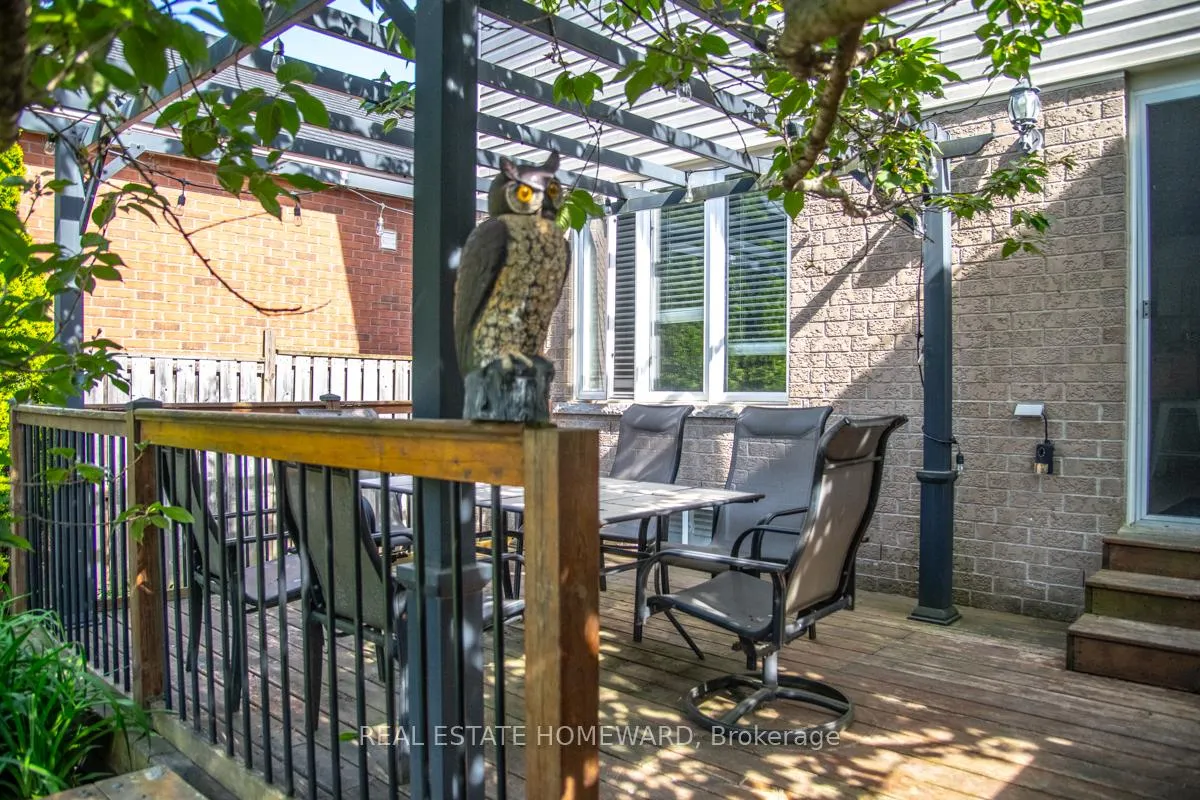 Photo 26 of 161 Hutton Place, Clarington, Bowmanville — HOMEH