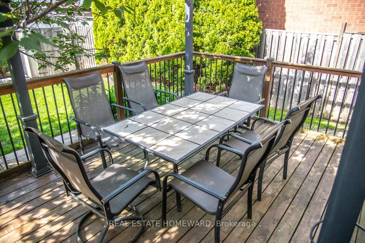 Photo 27 of 161 Hutton Place, Clarington, Bowmanville — HOMEH