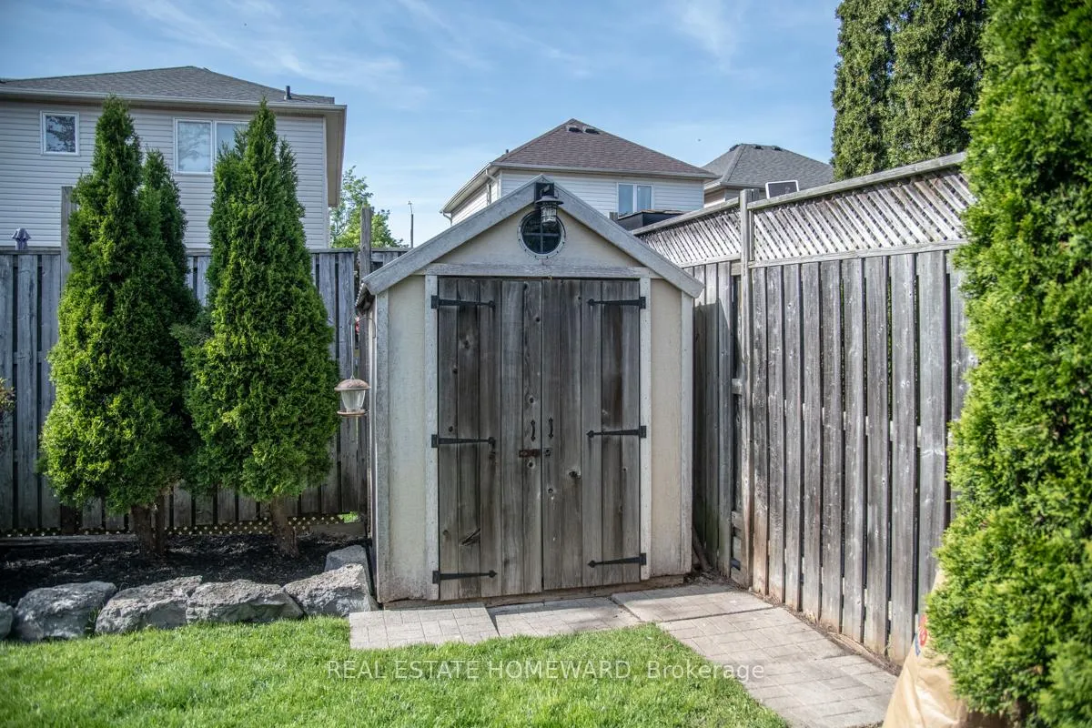 Photo 30 of 161 Hutton Place, Clarington, Bowmanville — HOMEH