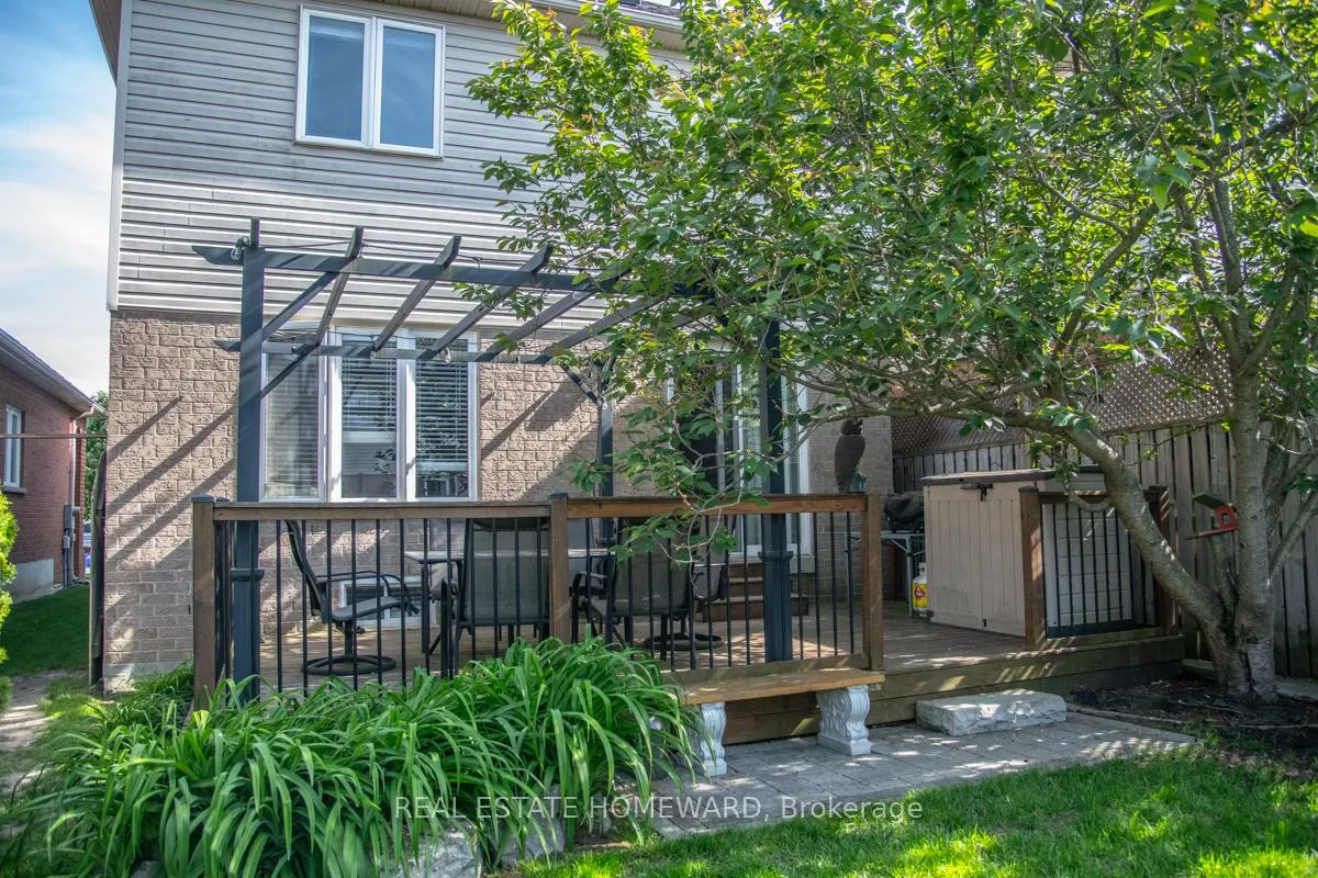 Photo 31 of 161 Hutton Place, Clarington, Bowmanville — HOMEH