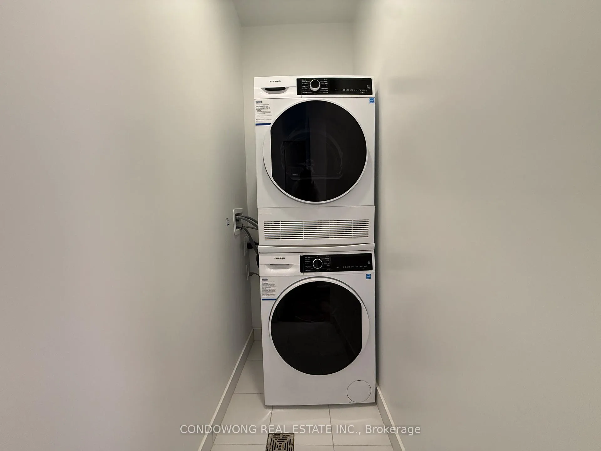 Photo 10 of Unit 1908, 180 Front Street E, Toronto, Moss Park — HOMEH