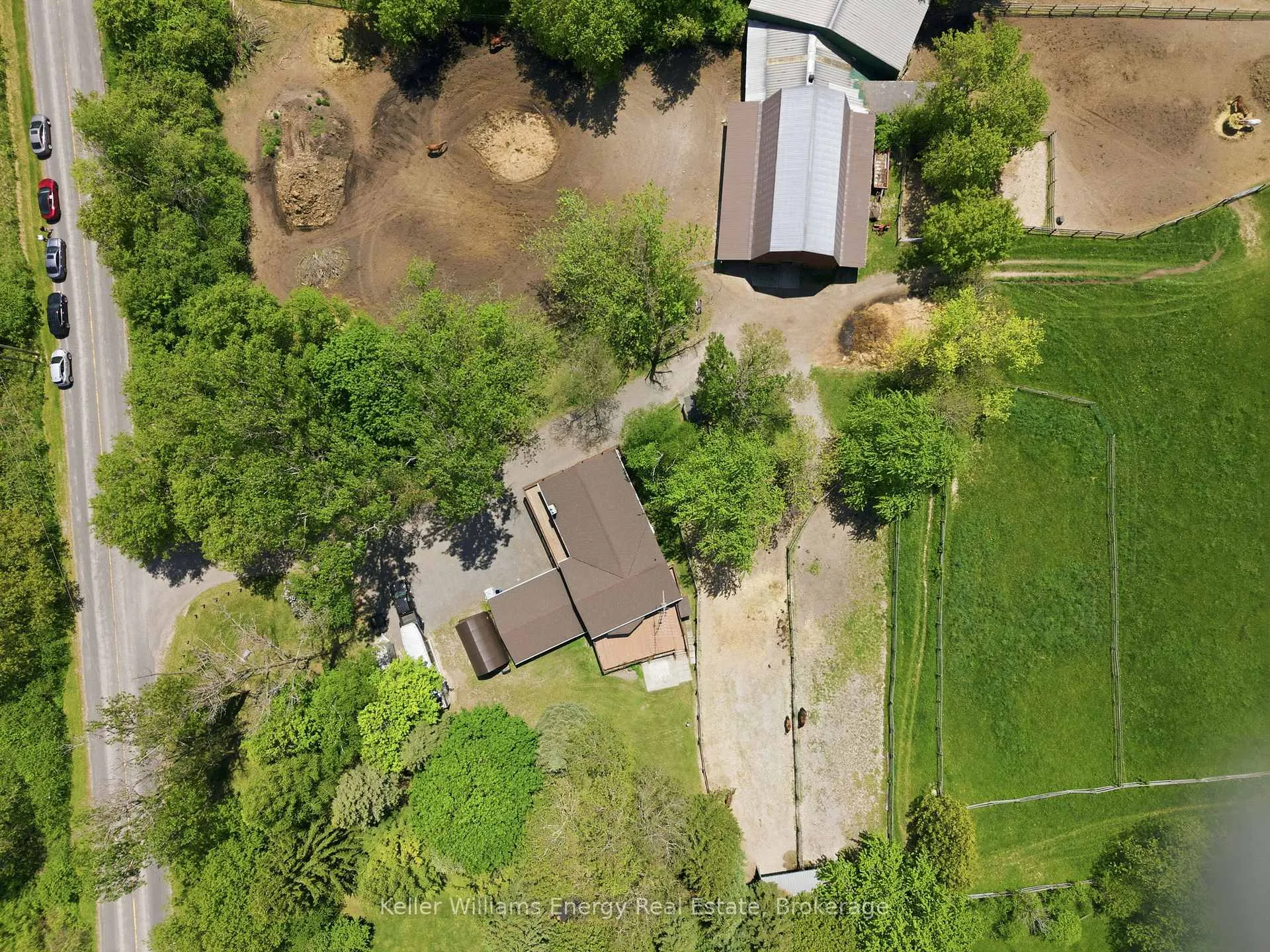 Photo 7 of 9770 Garrard Road, Whitby, Rural Whitby — HOMEH