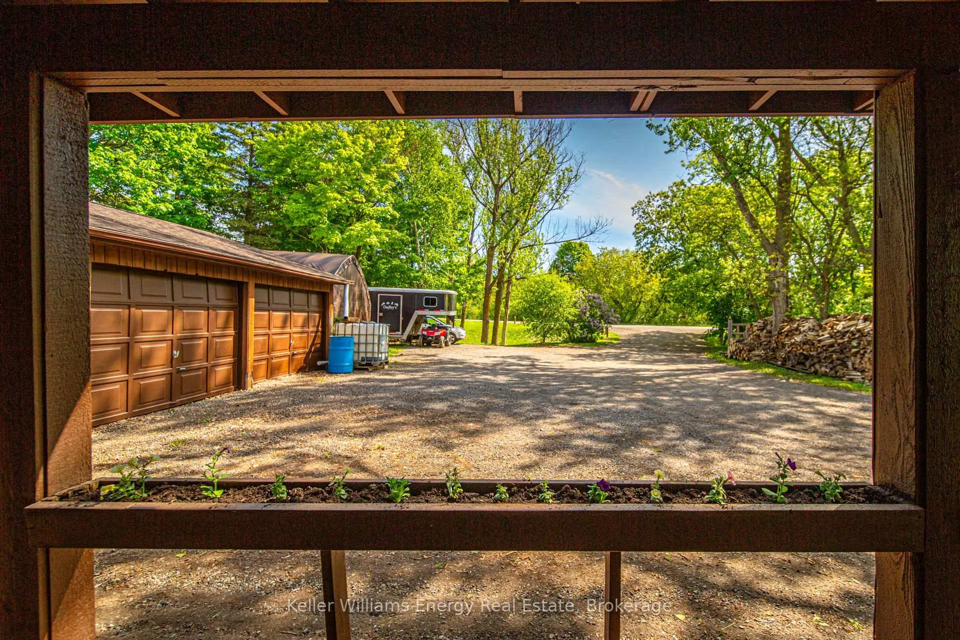 Photo 23 of 9770 Garrard Road, Whitby, Rural Whitby — HOMEH