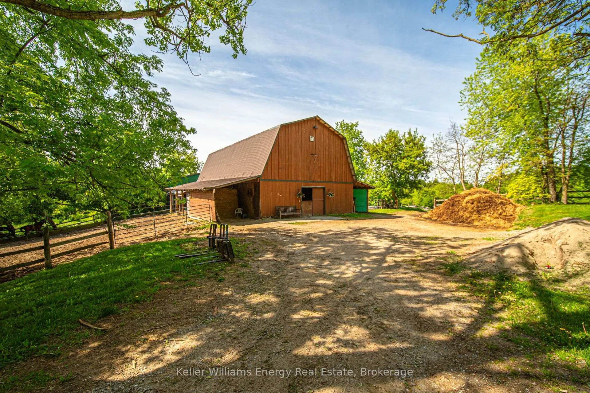 Photo 24 of 9770 Garrard Road, Whitby, Rural Whitby — HOMEH