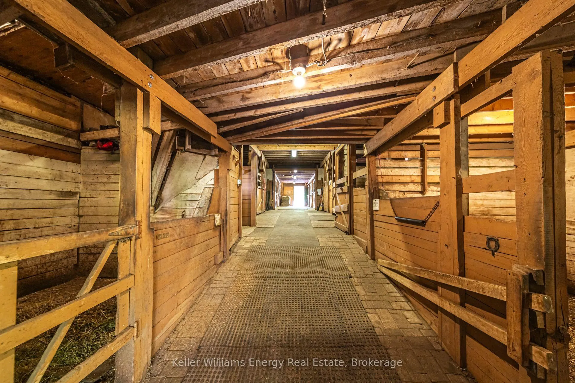 Photo 29 of 9770 Garrard Road, Whitby, Rural Whitby — HOMEH