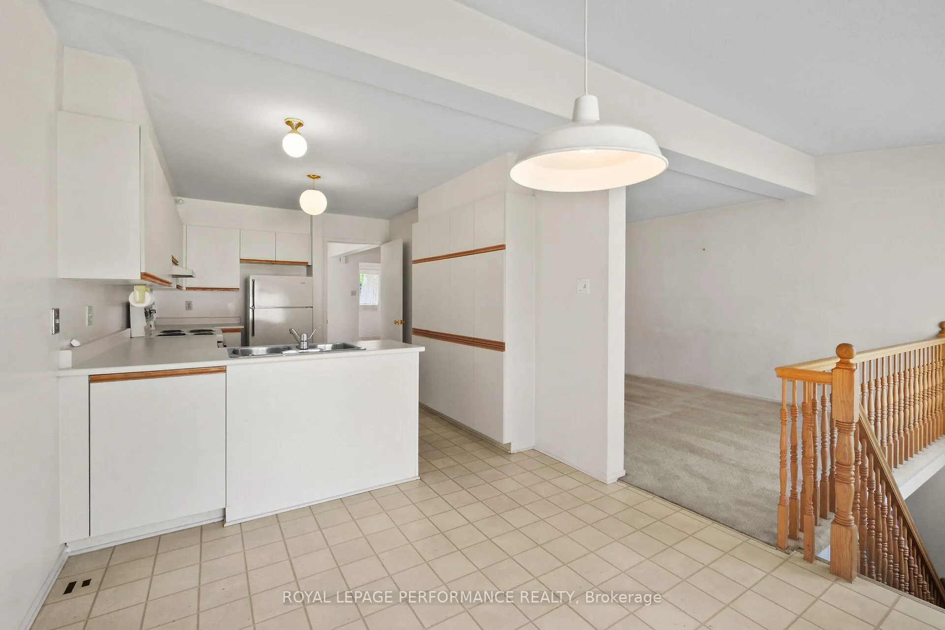 Photo 20 of 9 Saddle Crescent, Ottawa, Hunt Club Park — HOMEH