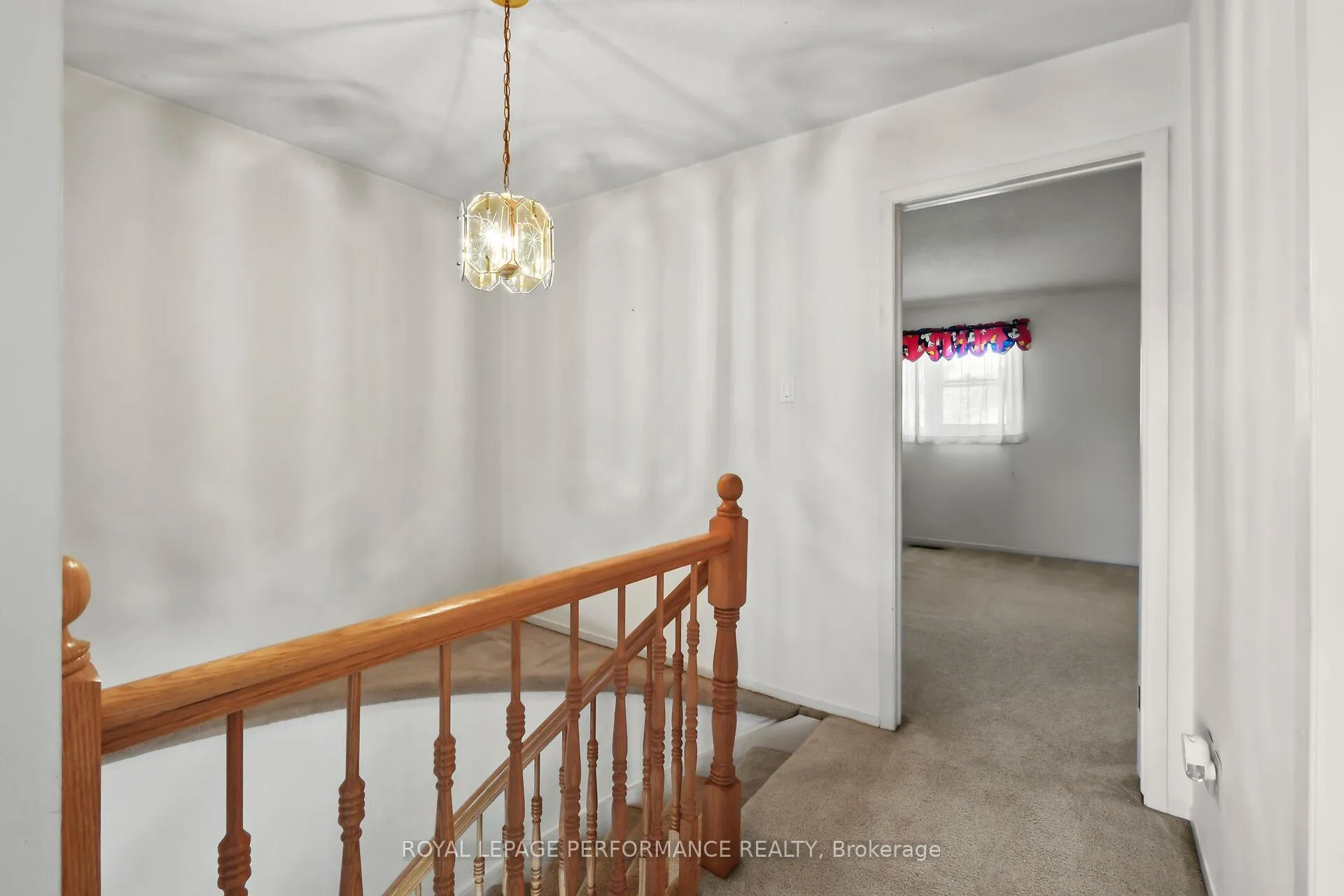 Photo 27 of 9 Saddle Crescent, Ottawa, Hunt Club Park — HOMEH