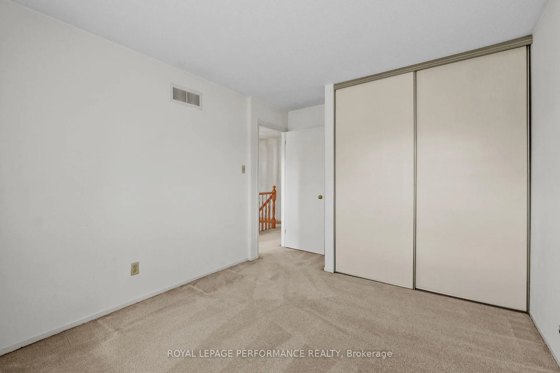 Photo 31 of 9 Saddle Crescent, Ottawa, Hunt Club Park — HOMEH