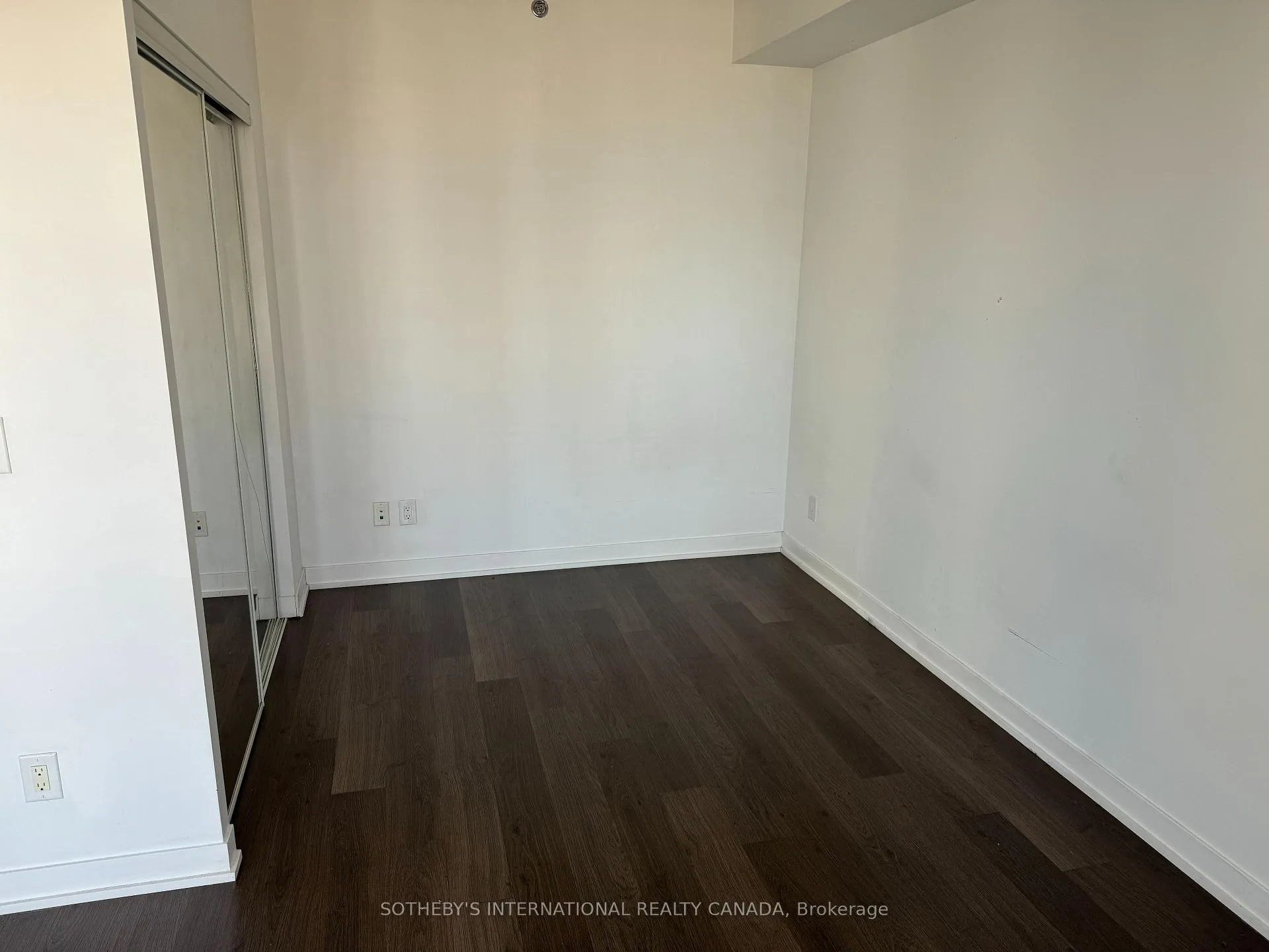 Photo 5 of Unit 1411, 225 Sackville Street, Toronto, Regent Park — HOMEH