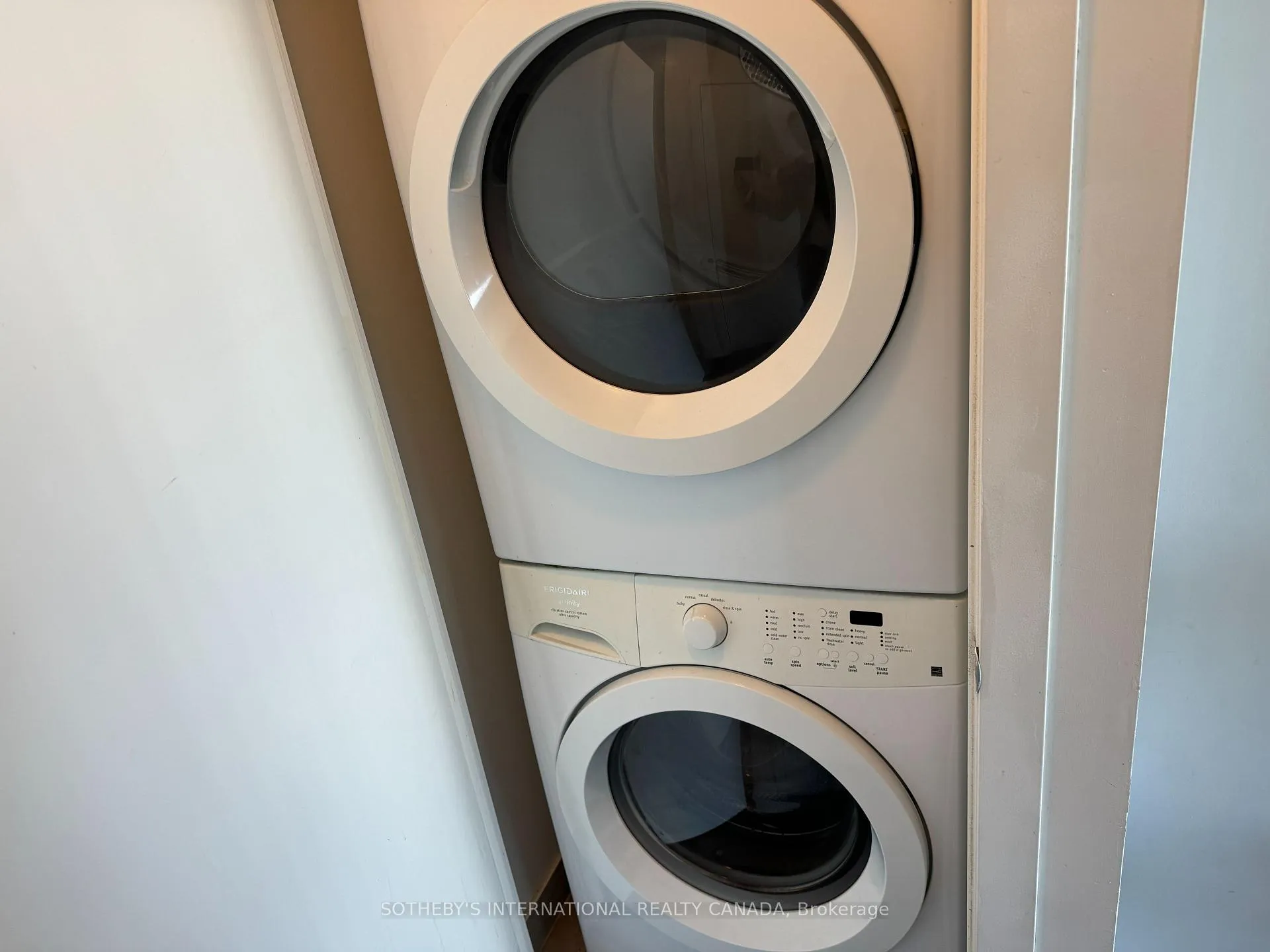 Photo 7 of Unit 1411, 225 Sackville Street, Toronto, Regent Park — HOMEH