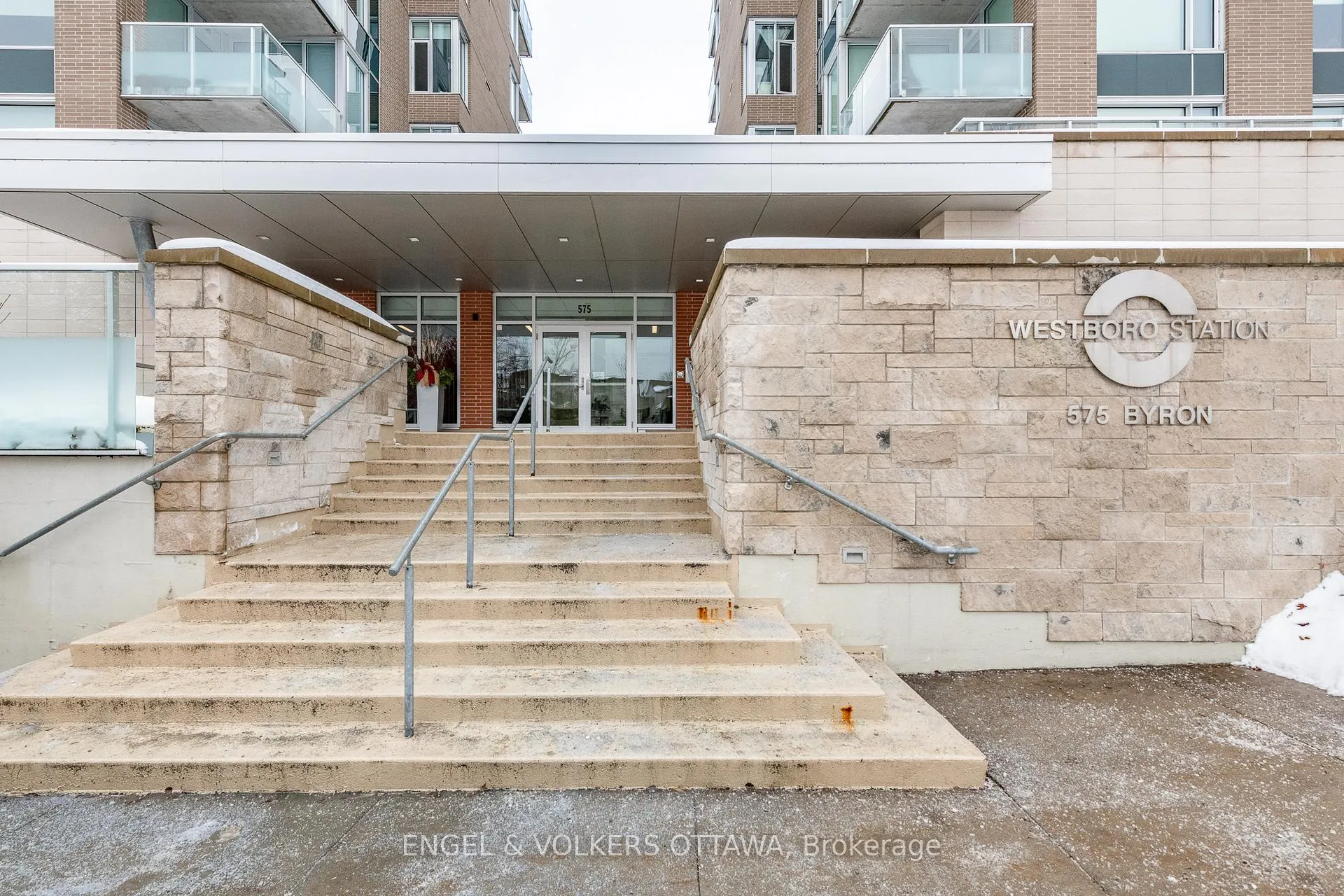 Photo 2 of Unit 312, 575 Byron Avenue, Ottawa, McKellar/Highland — HOMEH