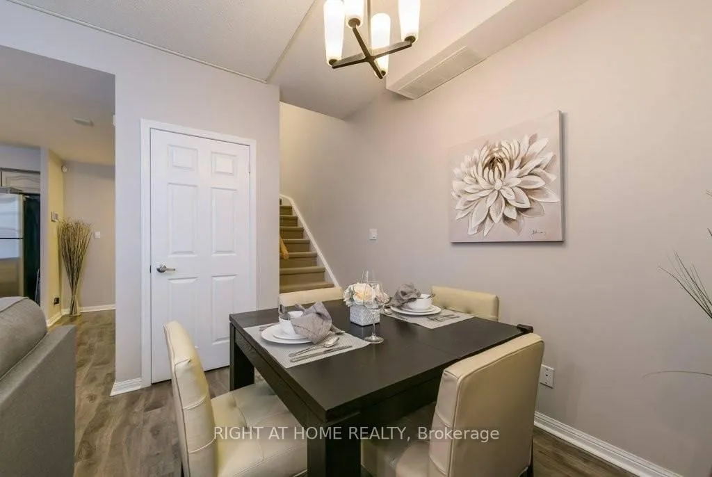 Photo 7 of Unit 553, 36 Stadium Road, Toronto, Niagara — HOMEH