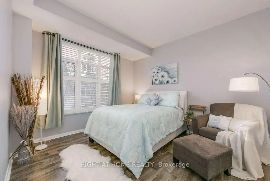 Photo 16 of Unit 553, 36 Stadium Road, Toronto, Niagara — HOMEH