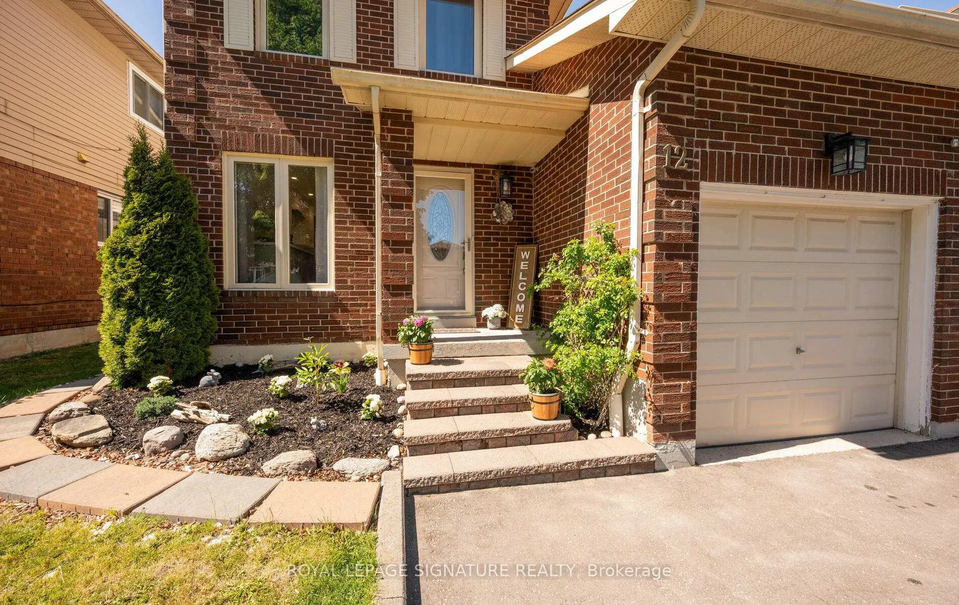 Photo 1 of 12 Hewitt Crescent, Ajax, South East — HOMEH