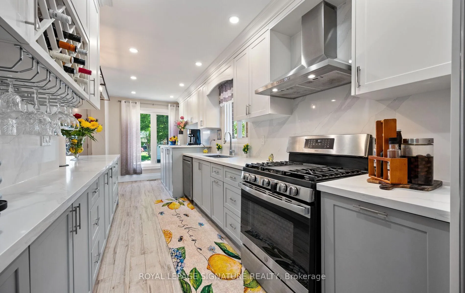 Photo 4 of 12 Hewitt Crescent, Ajax, South East — HOMEH