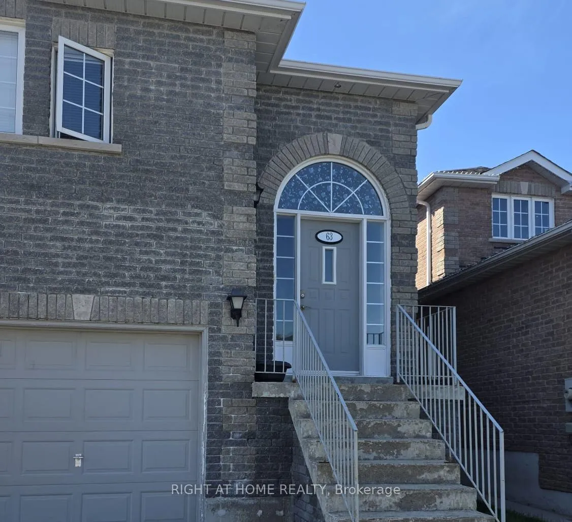 Photo 18 of 63 Jessica Drive, Barrie, Painswick South — HOMEH
