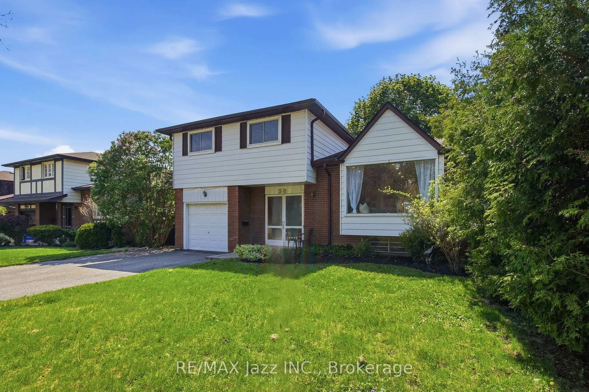 Front of 50 Oakdale Drive
