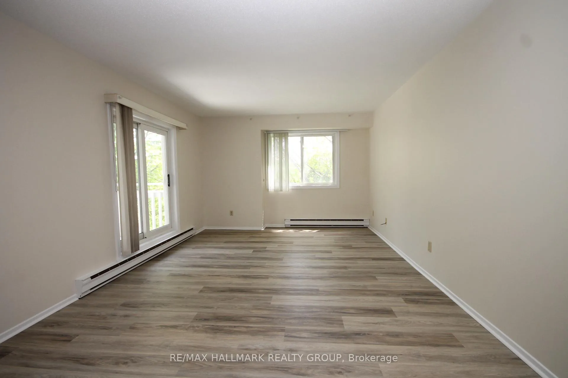 Photo 6 of Unit 311, 268 Lorry Greenberg Drive, Ottawa, Hunt Club Park/Greenboro — HOMEH