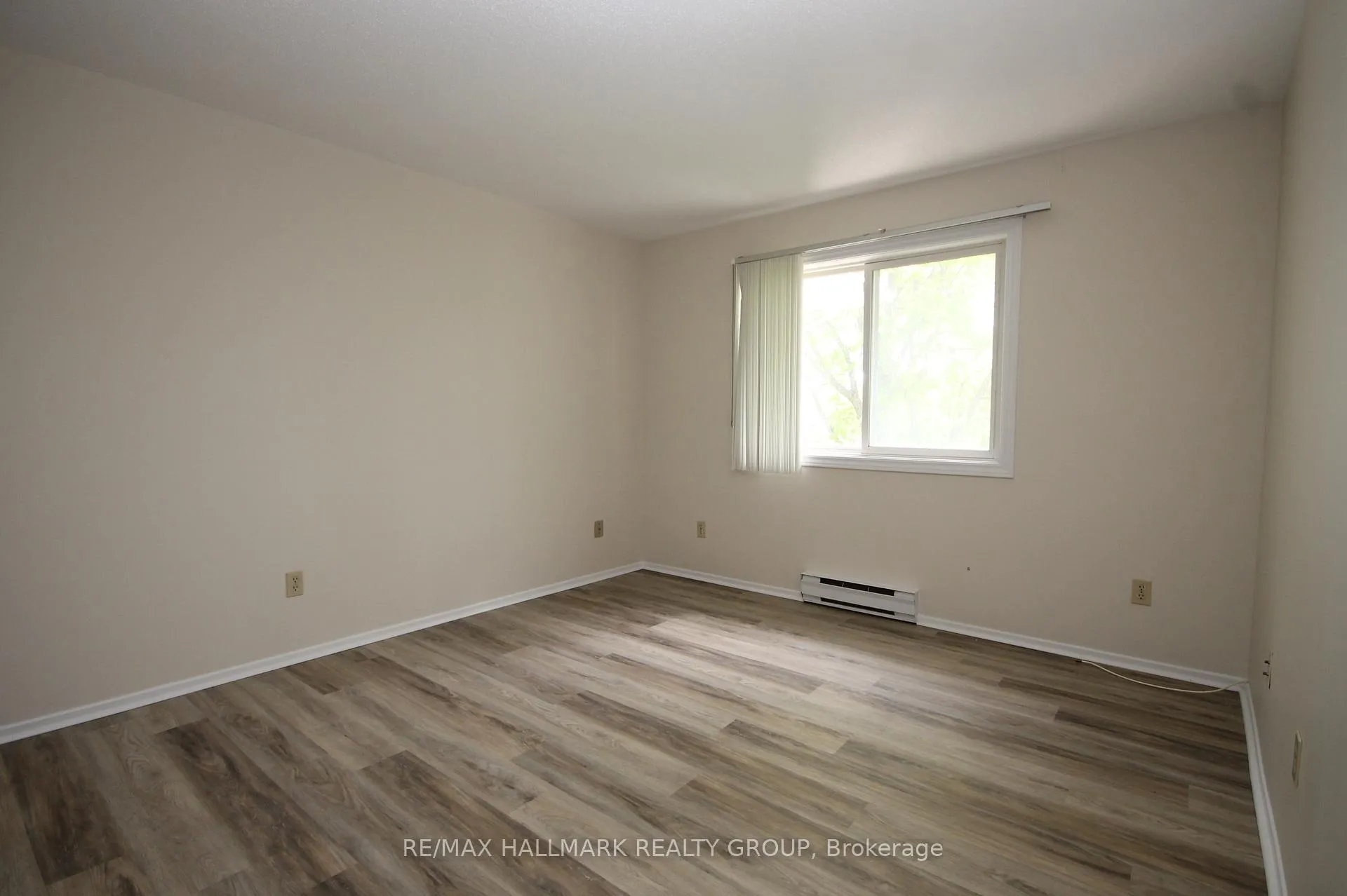 Photo 8 of Unit 311, 268 Lorry Greenberg Drive, Ottawa, Hunt Club Park/Greenboro — HOMEH