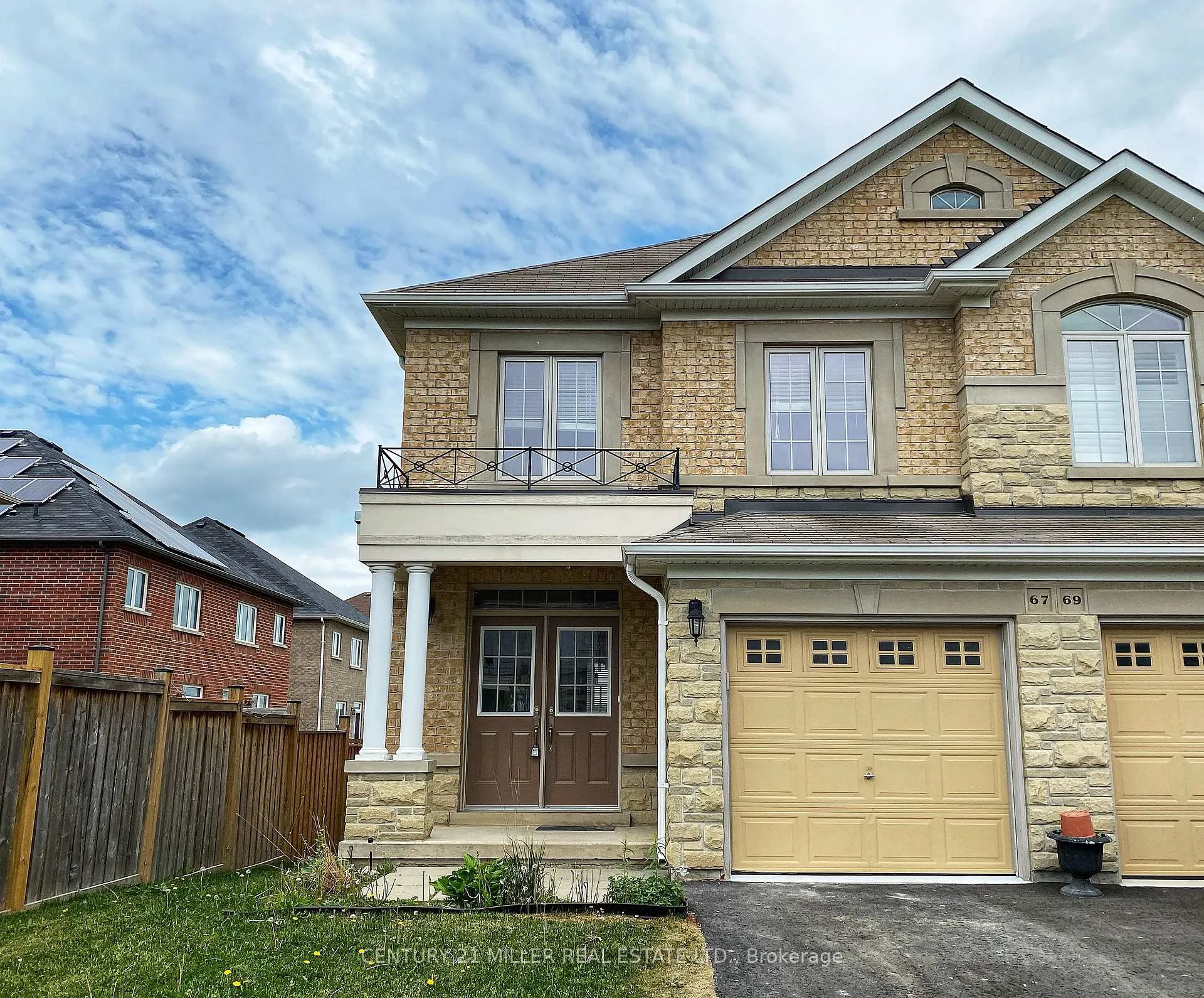 Front of 67 Summerberry Way